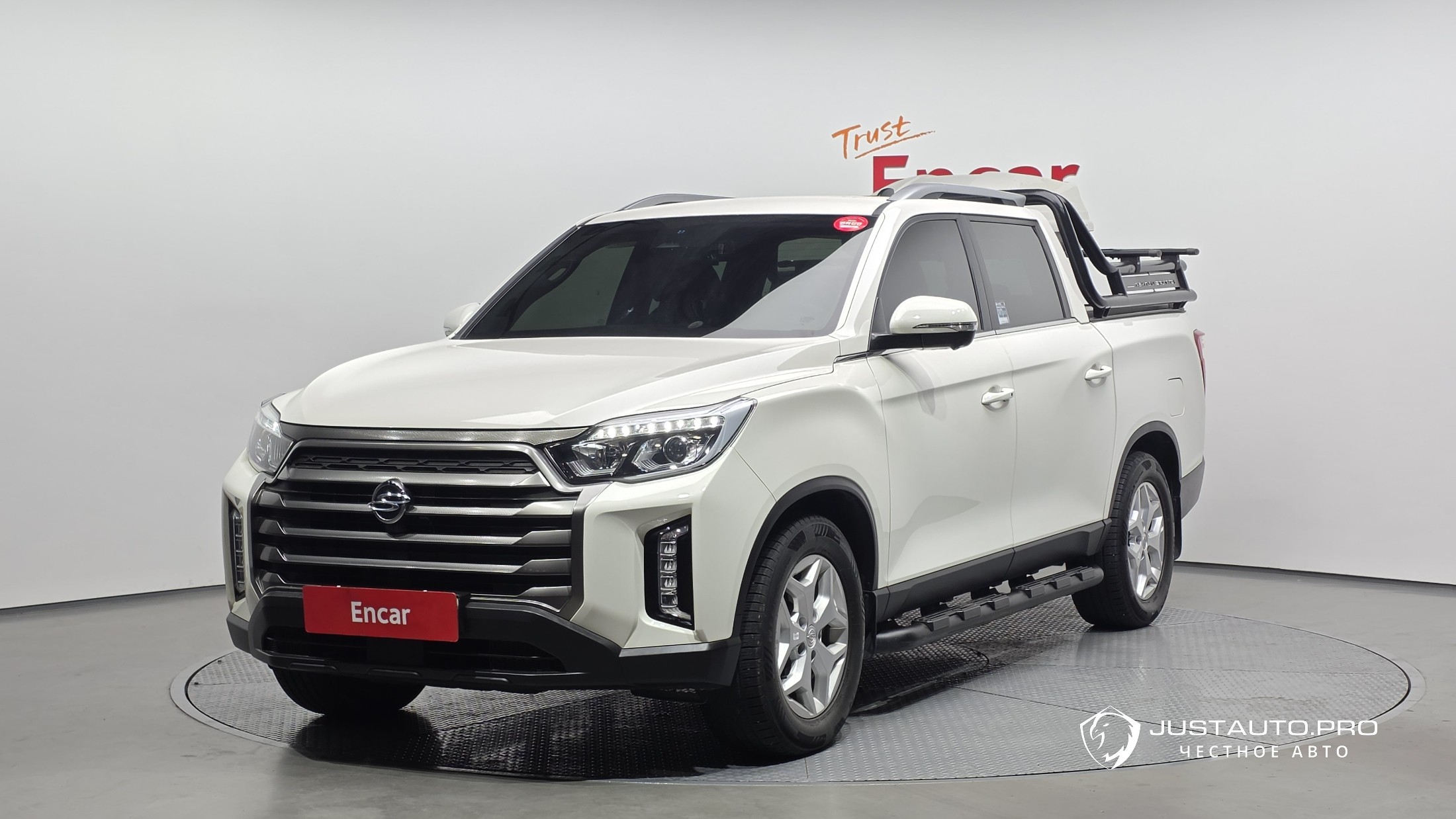Автомобиль KG_Mobility_Ssangyong Rexton