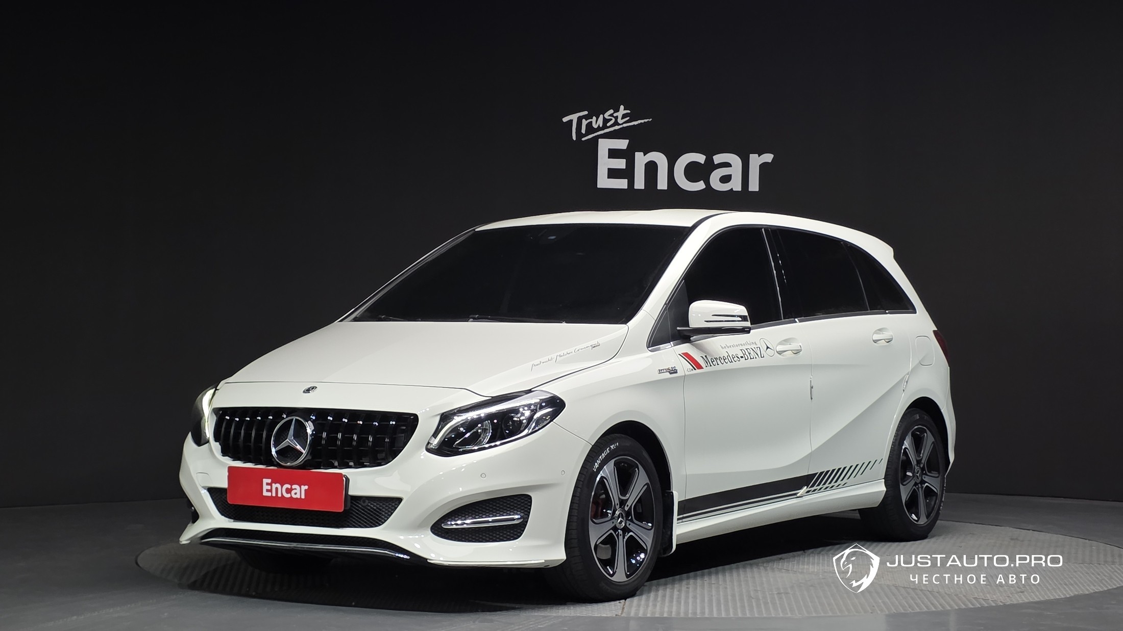 Автомобиль Mercedes-Benz B-Class