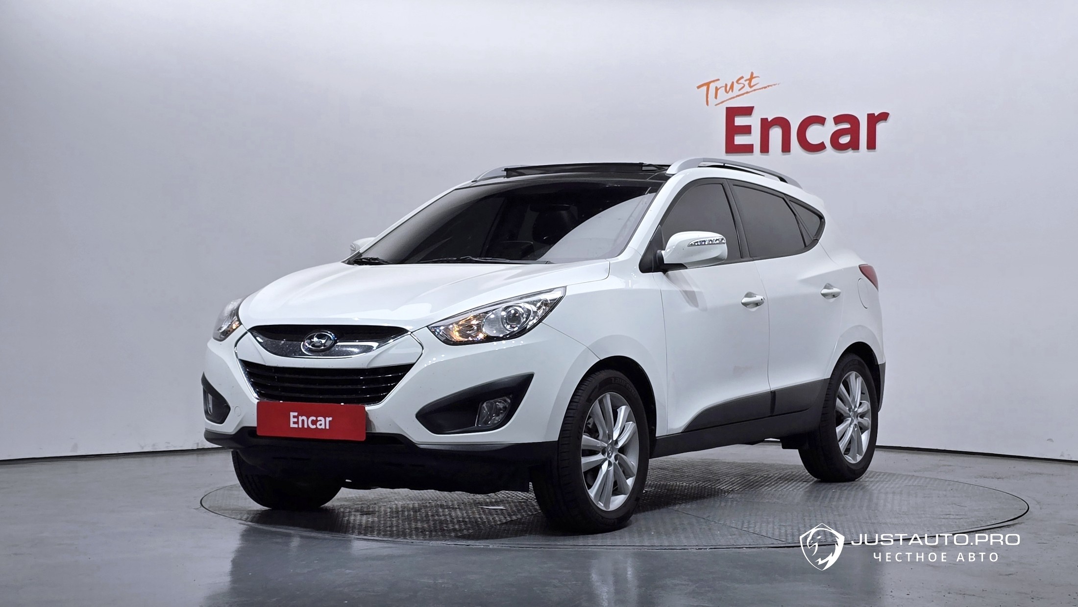 Автомобиль Hyundai Tucson