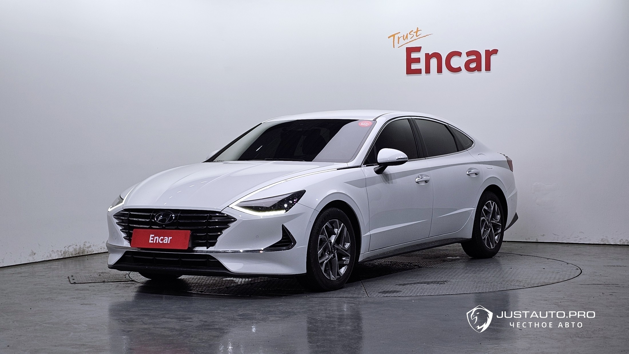 Автомобиль Hyundai Sonata