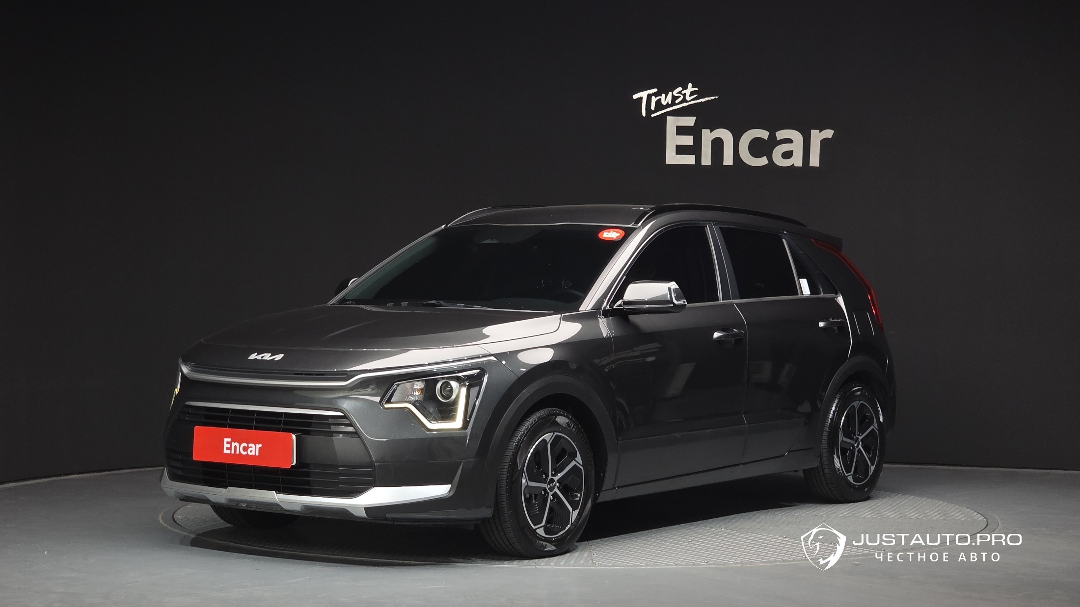 Автомобиль Kia Niro