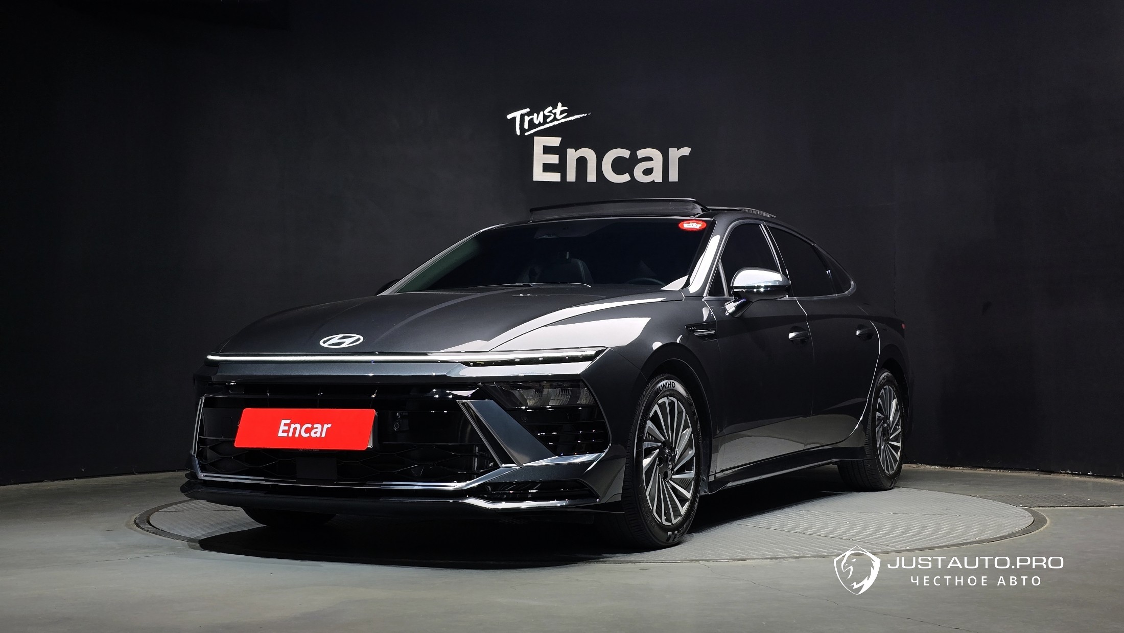 Автомобиль Hyundai Sonata