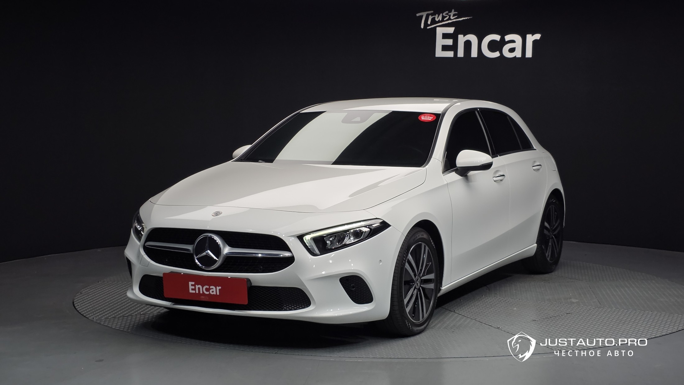 Автомобиль Mercedes-Benz A-Class