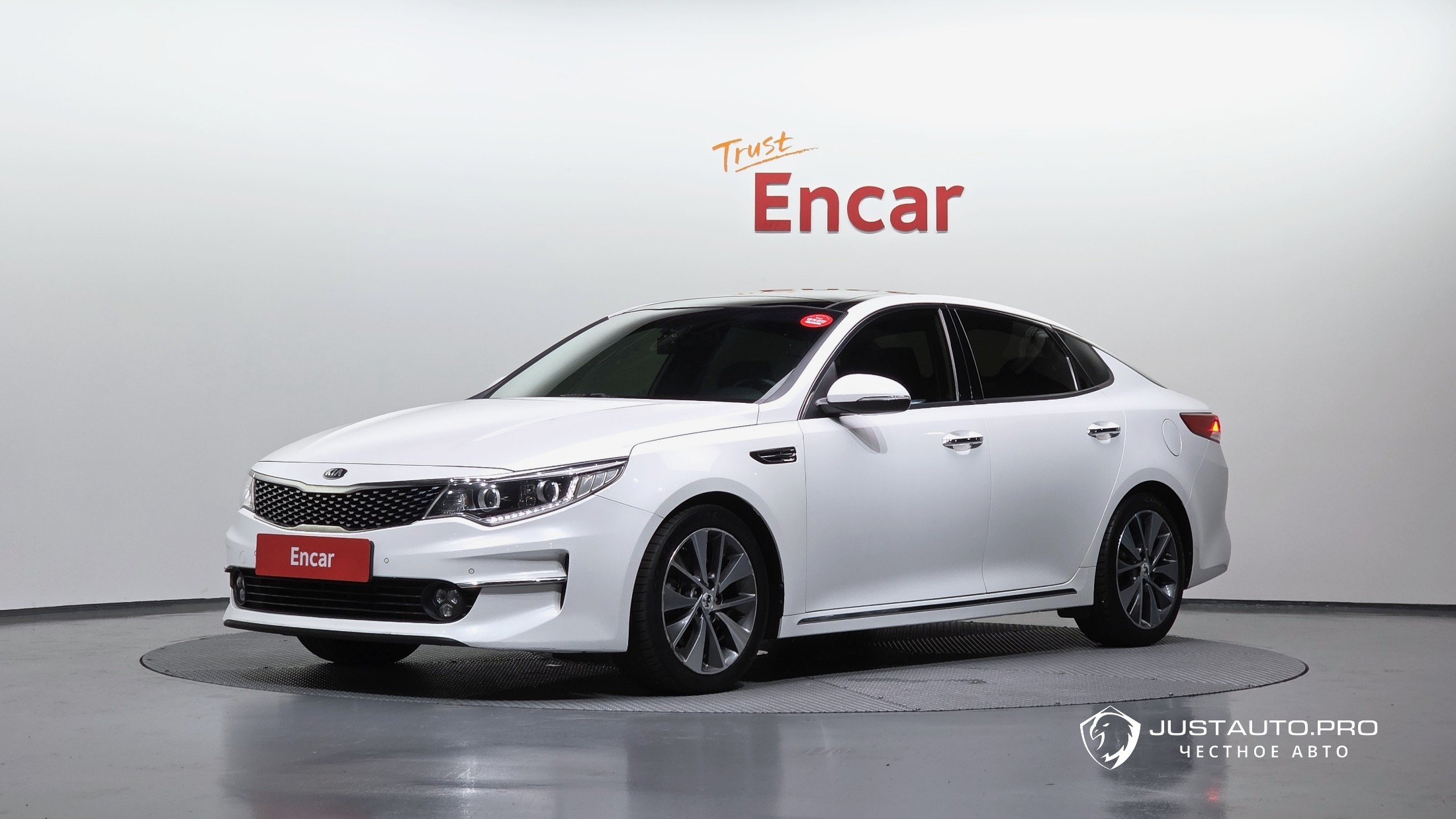 Автомобиль Kia K5