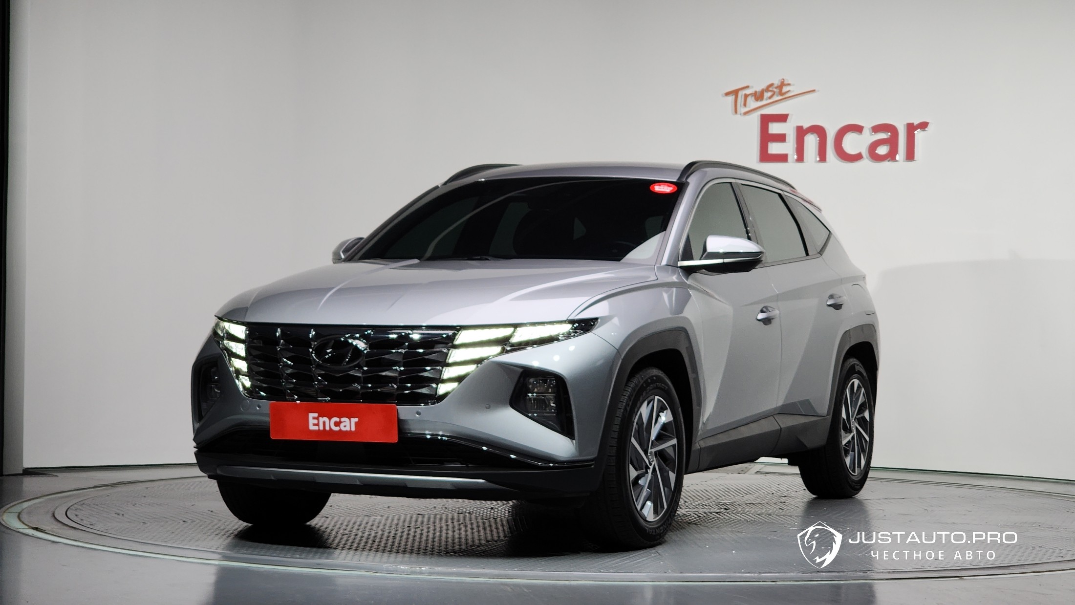 Автомобиль Hyundai Tucson