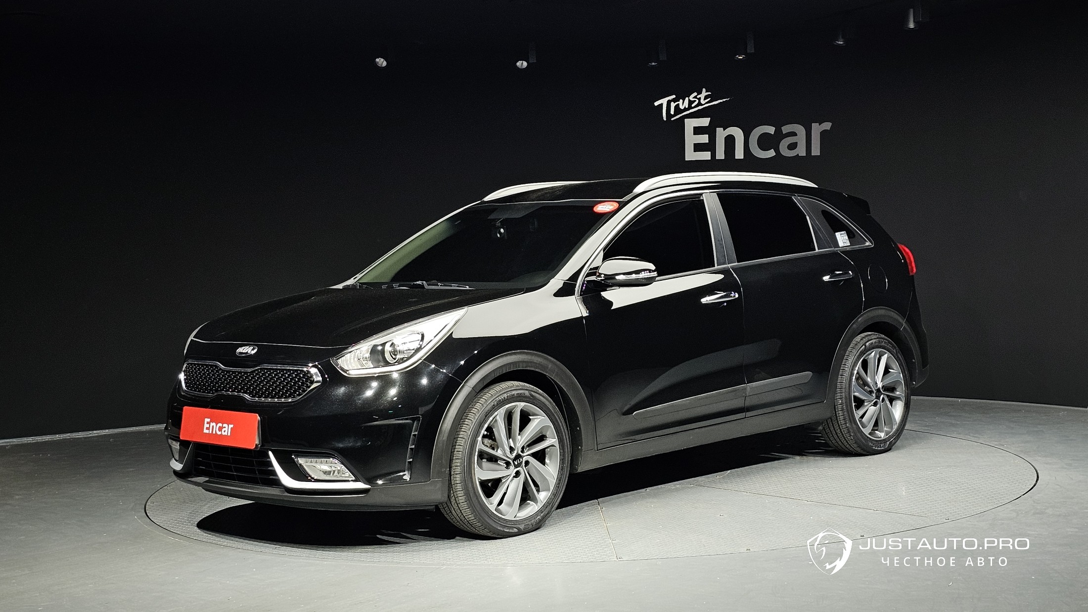 Автомобиль Kia Niro