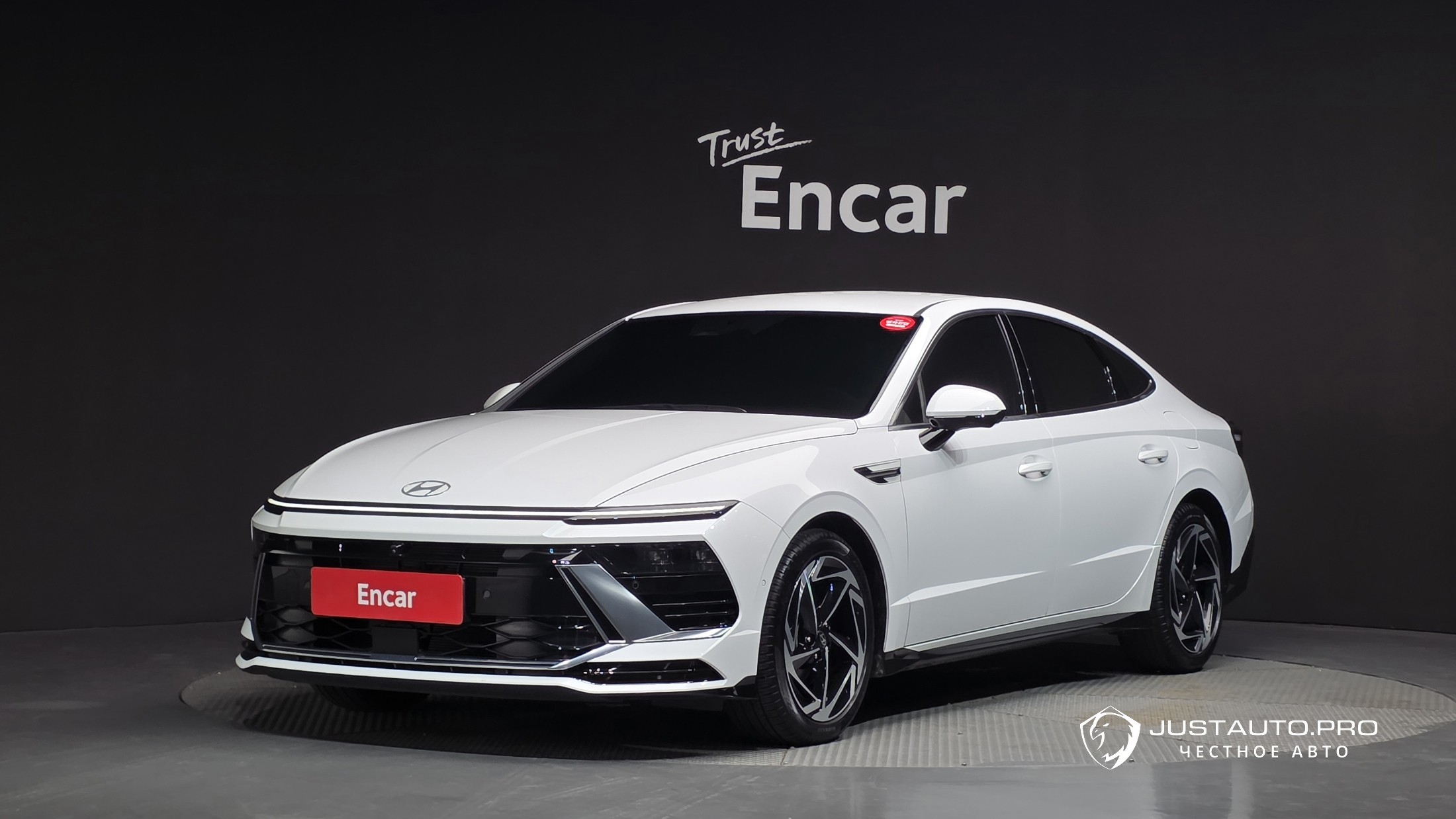 Автомобиль Hyundai Sonata