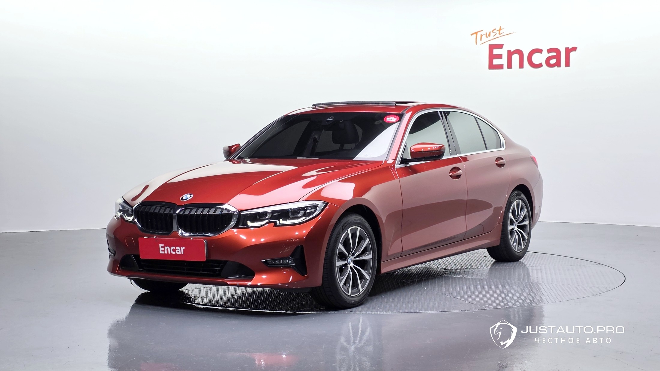Автомобиль BMW 3-Series