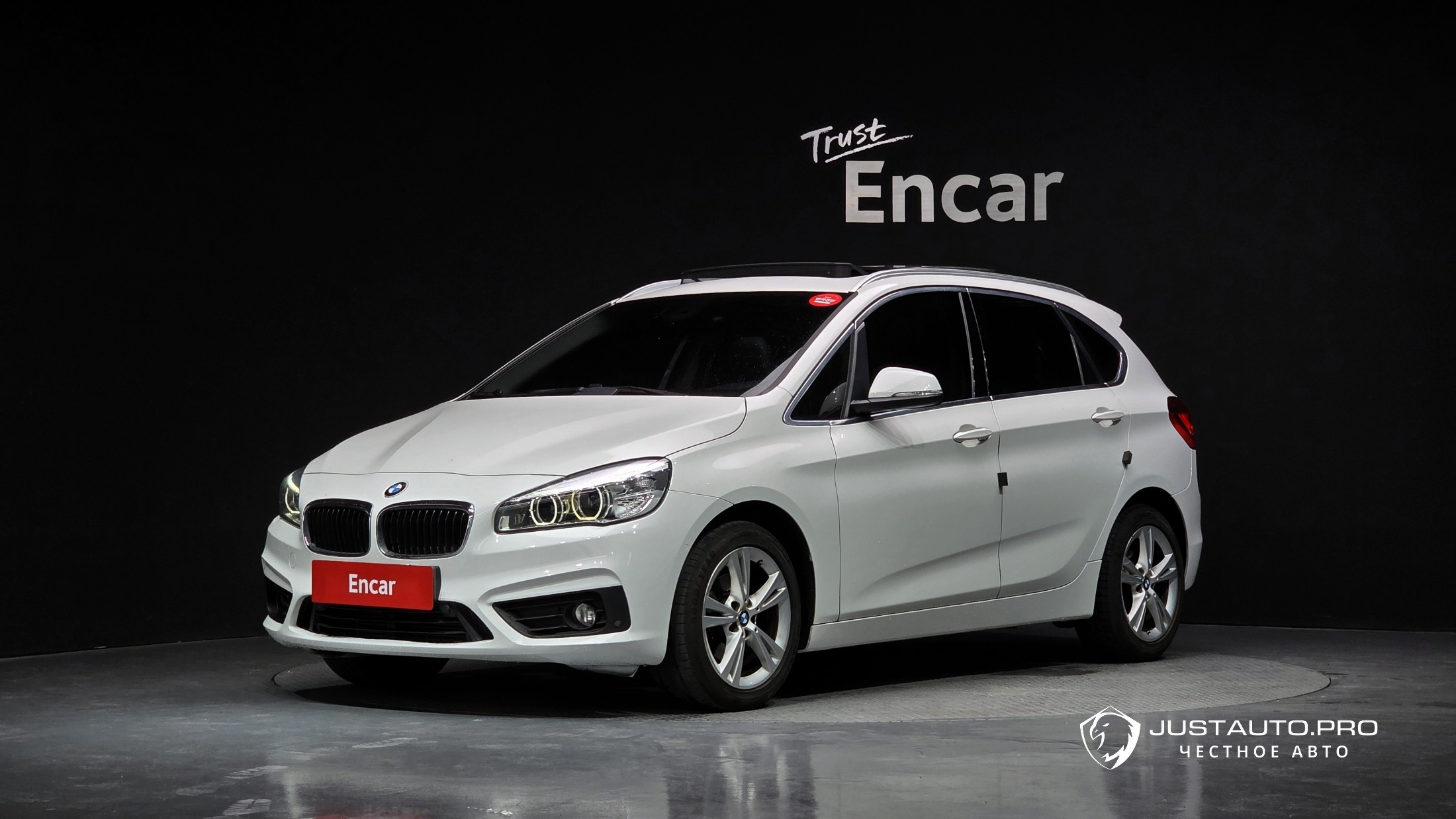 Автомобиль BMW 2-Series
