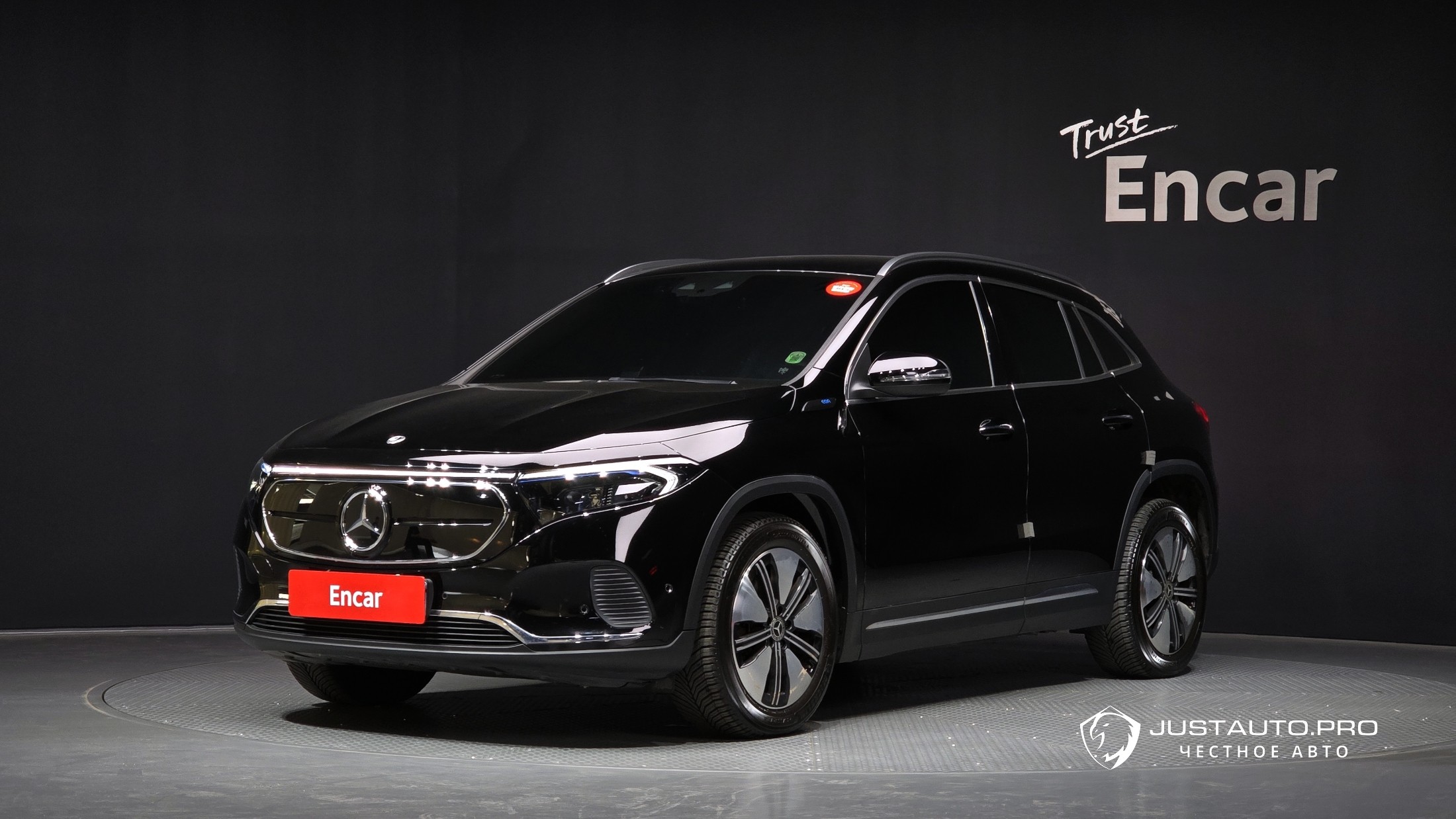Автомобиль Mercedes-Benz EQA