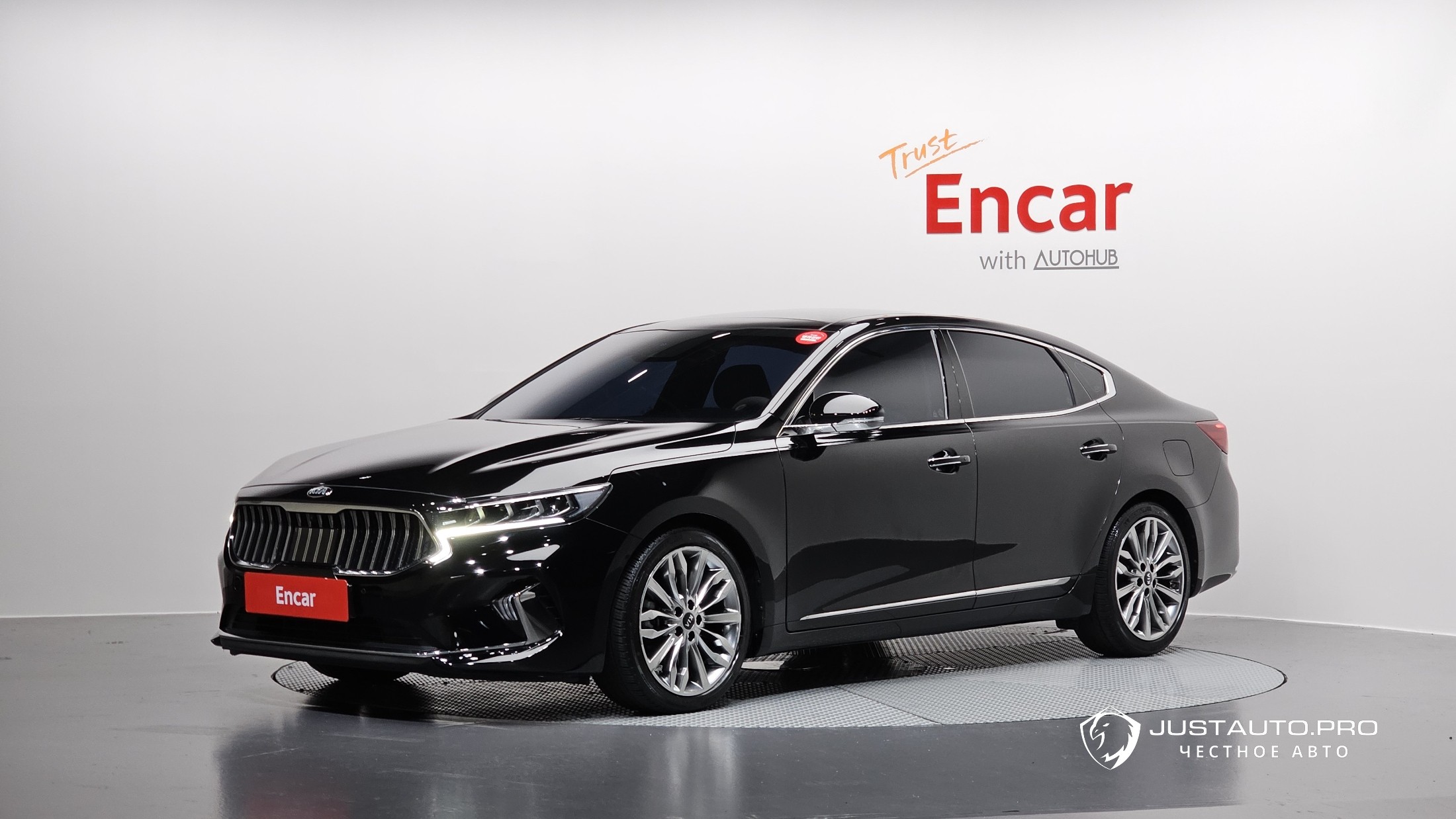 Автомобиль Kia K7