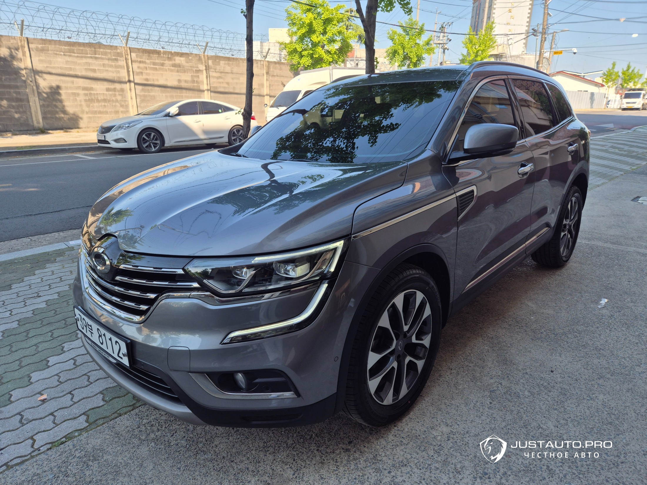 Автомобиль Renault-KoreaSamsung QM6