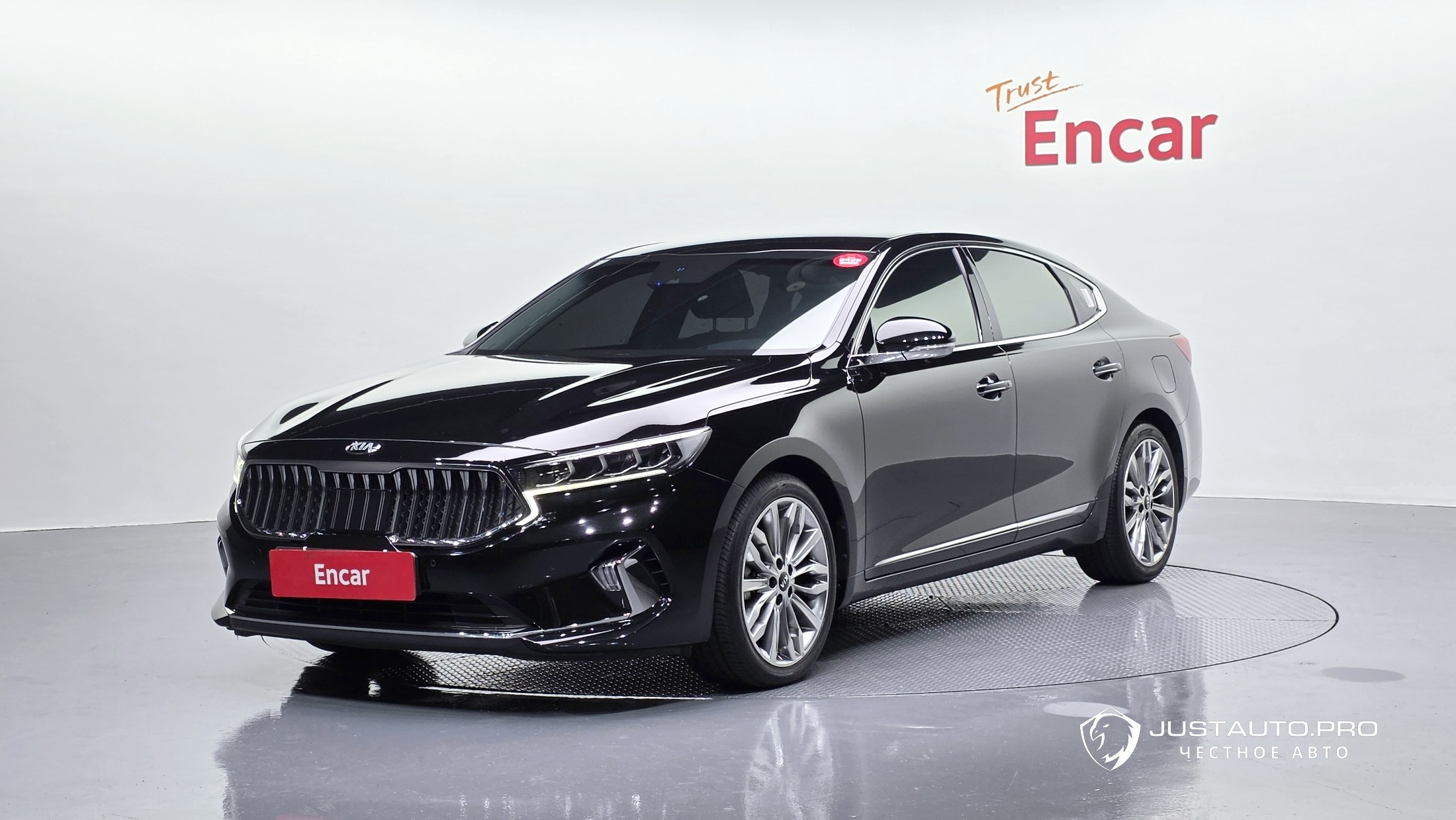Автомобиль Kia K7
