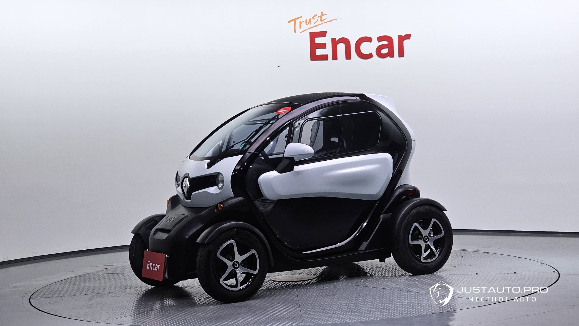 Автомобиль Renault-KoreaSamsung Twizy