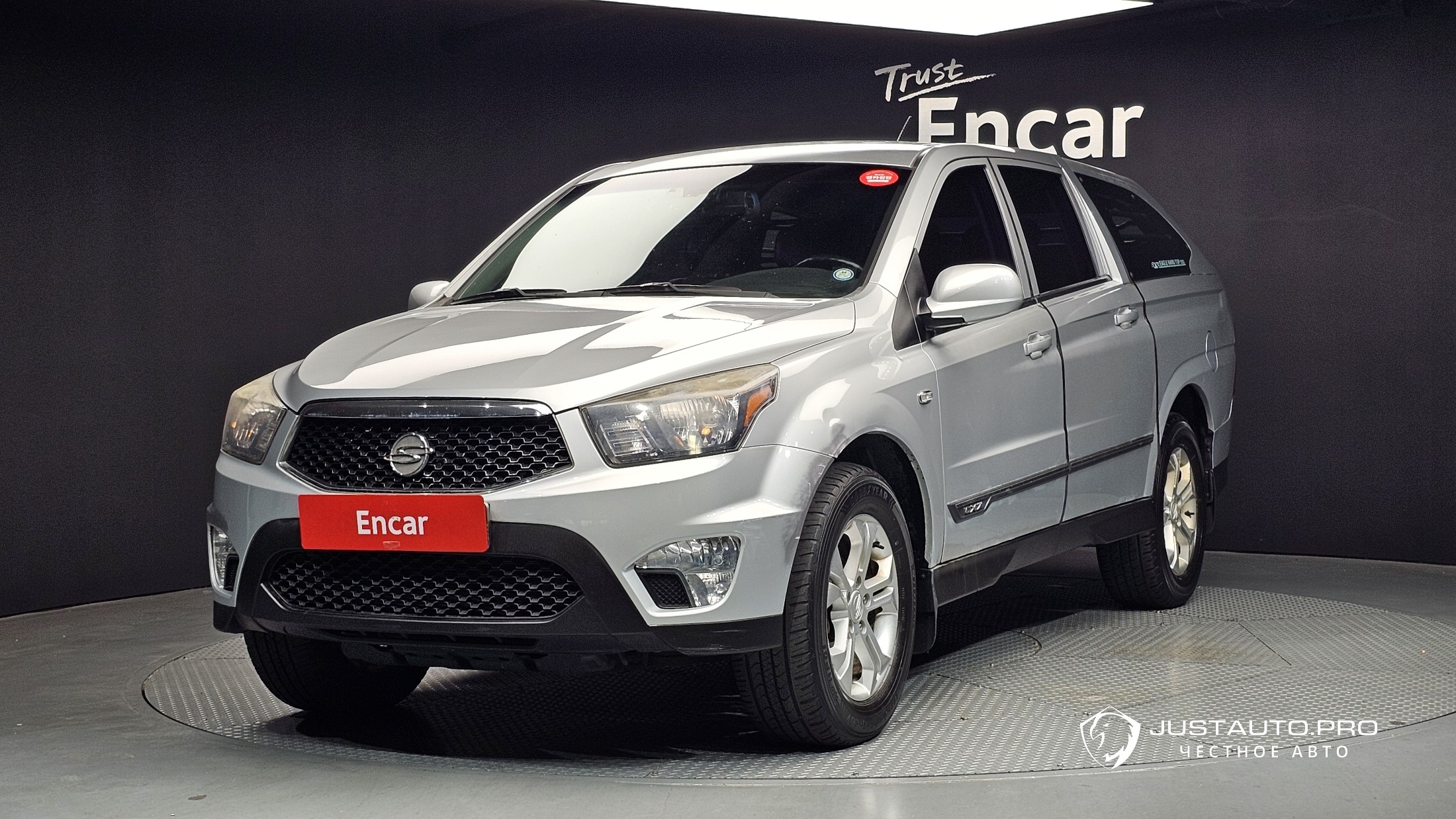 Автомобиль KG_Mobility_Ssangyong KORANDO