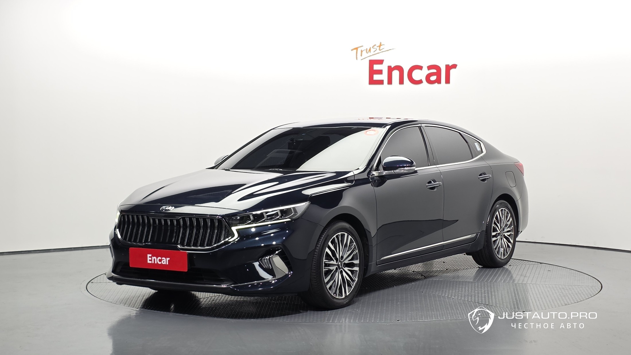 Автомобиль Kia K7