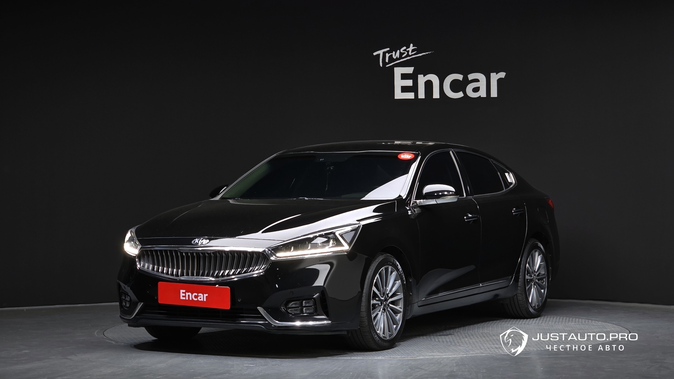 Автомобиль Kia K7