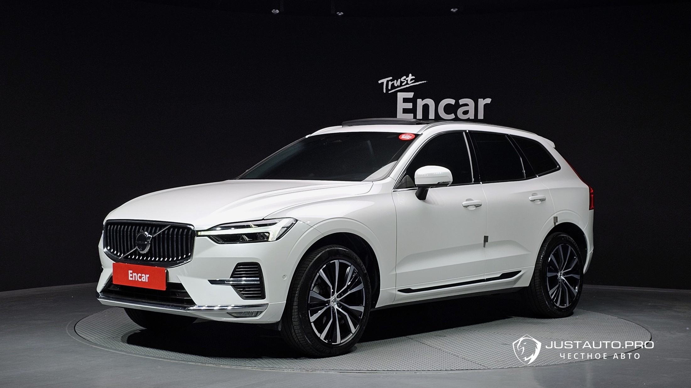 Автомобиль Volvo XC60