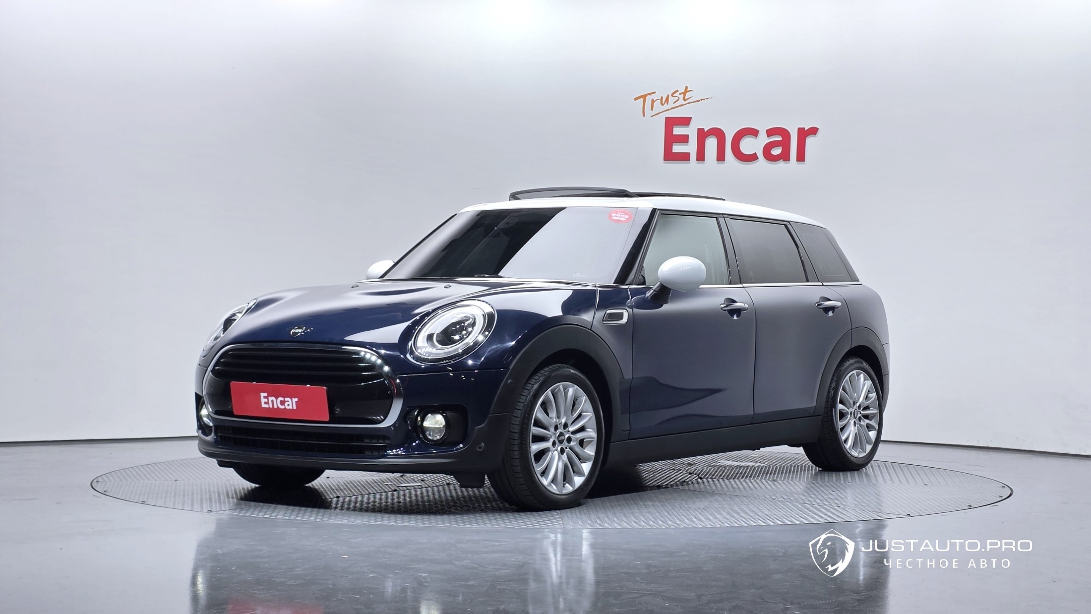 Автомобиль Mini Clubman