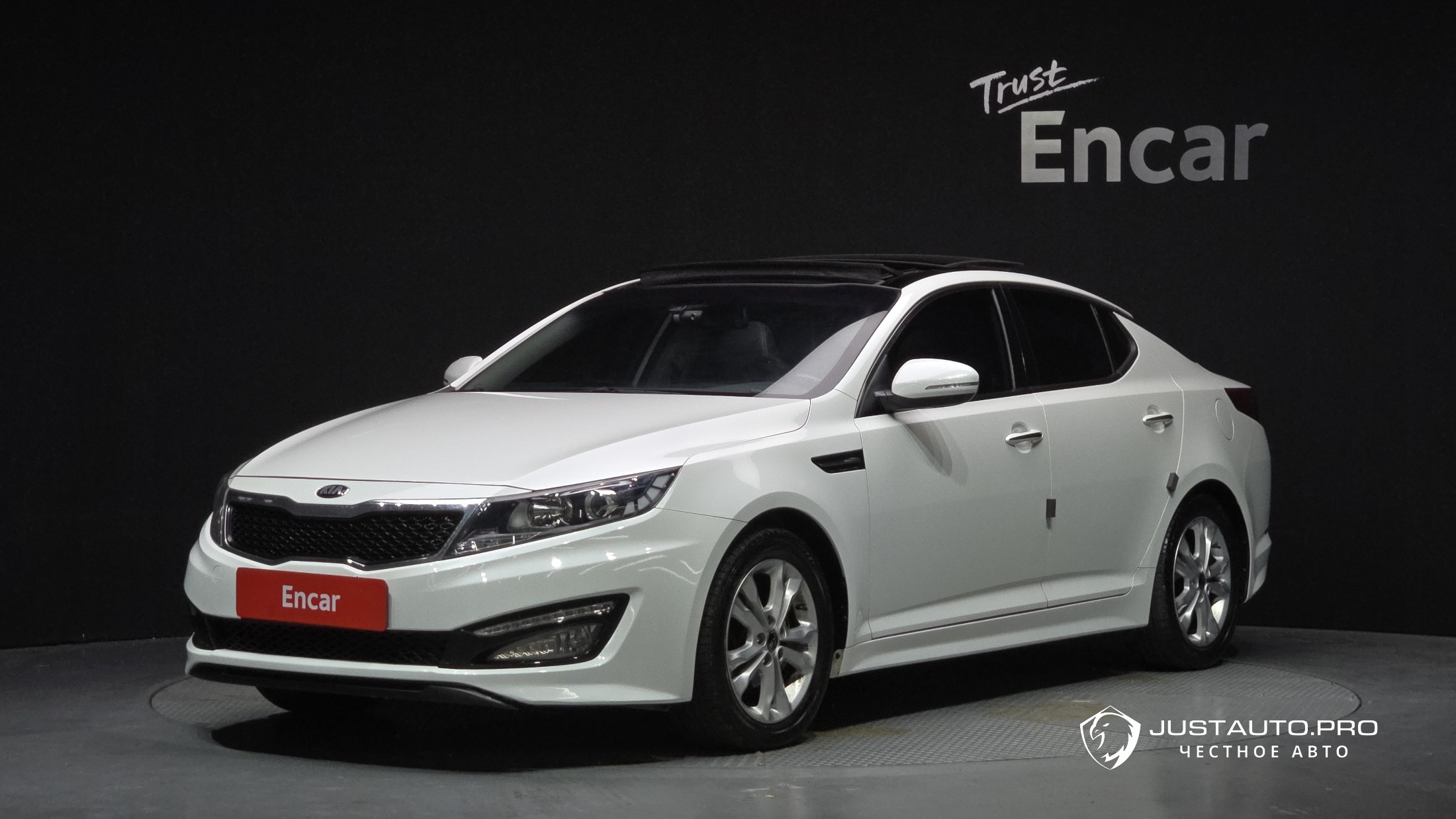 Автомобиль Kia K5