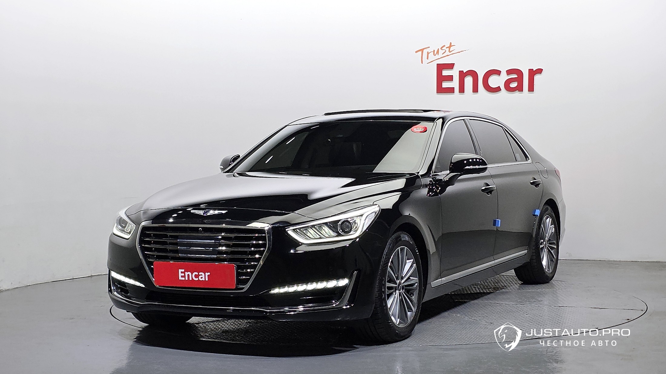 Автомобиль Genesis EQ900