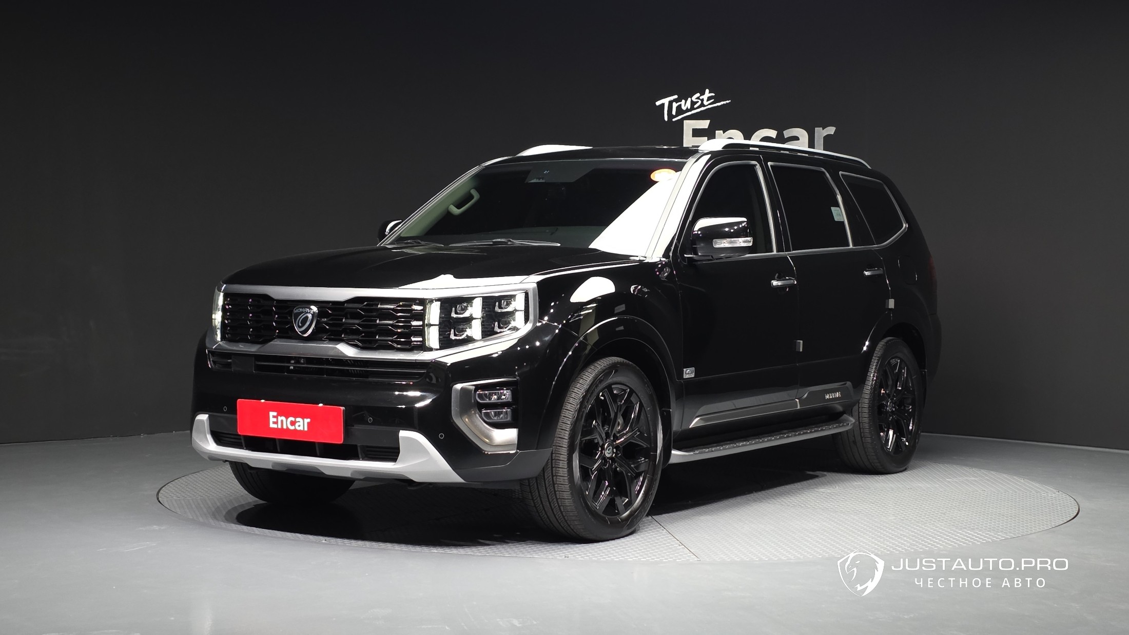 Автомобиль Kia Mohave