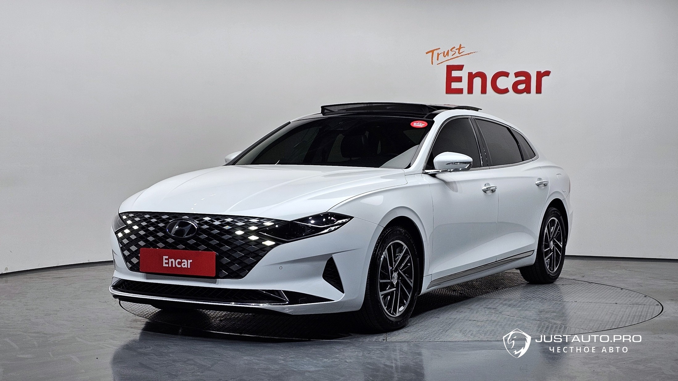 Автомобиль Hyundai Grandeur