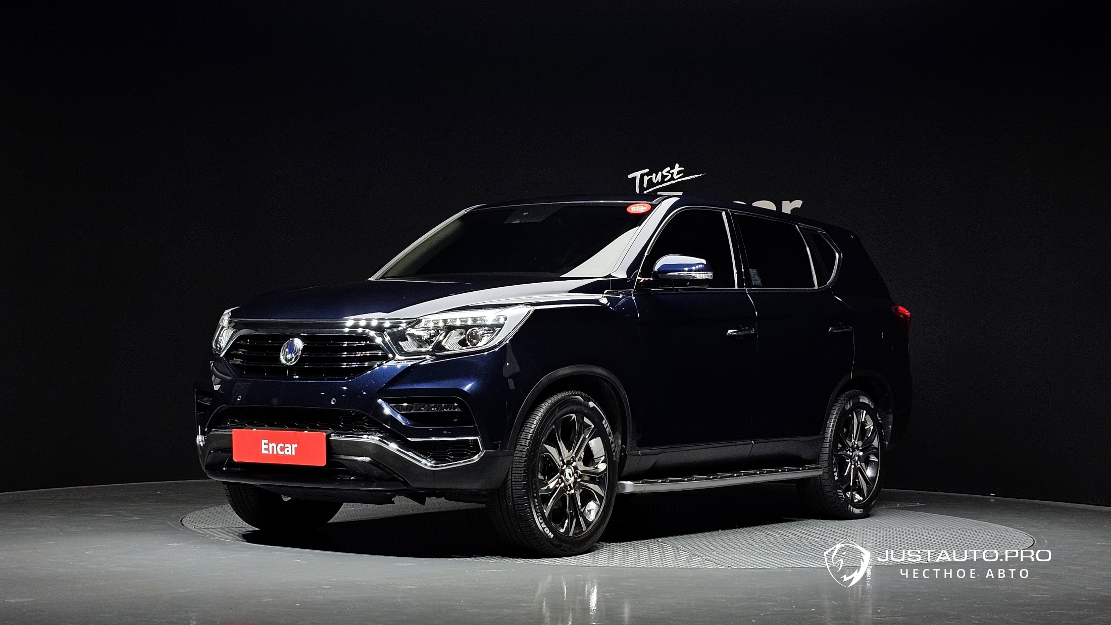 Автомобиль KG_Mobility_Ssangyong Rexton