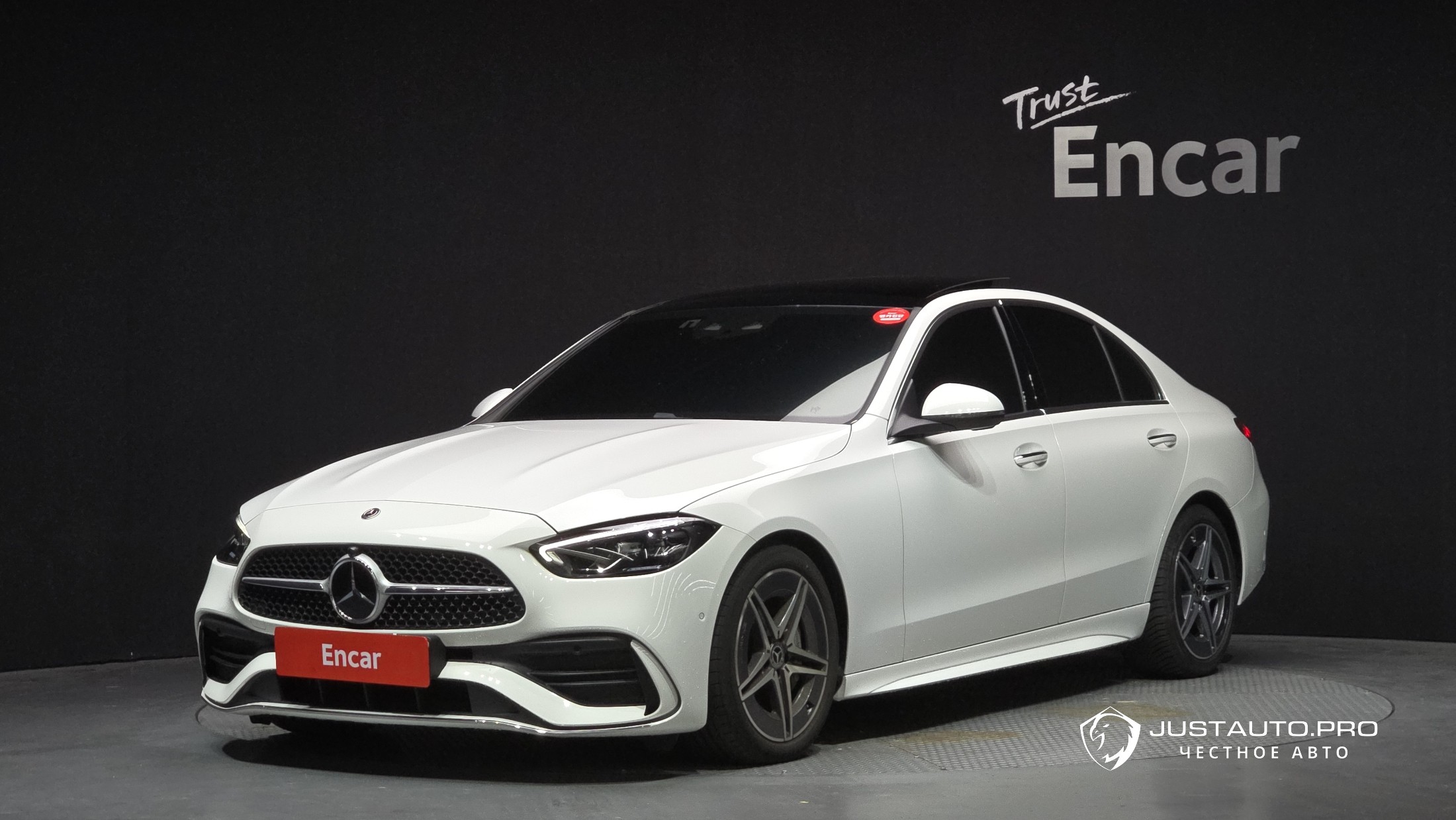 Автомобиль Mercedes-Benz C-Class