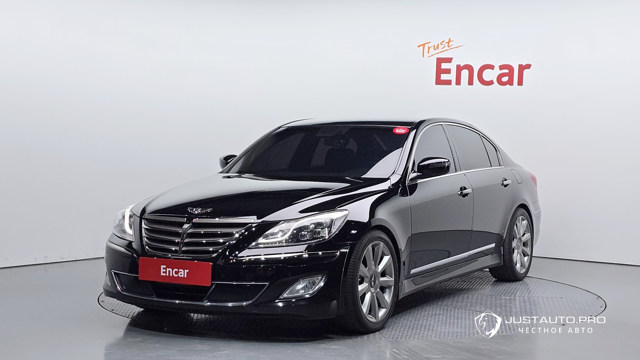 Автомобиль Hyundai Genesis