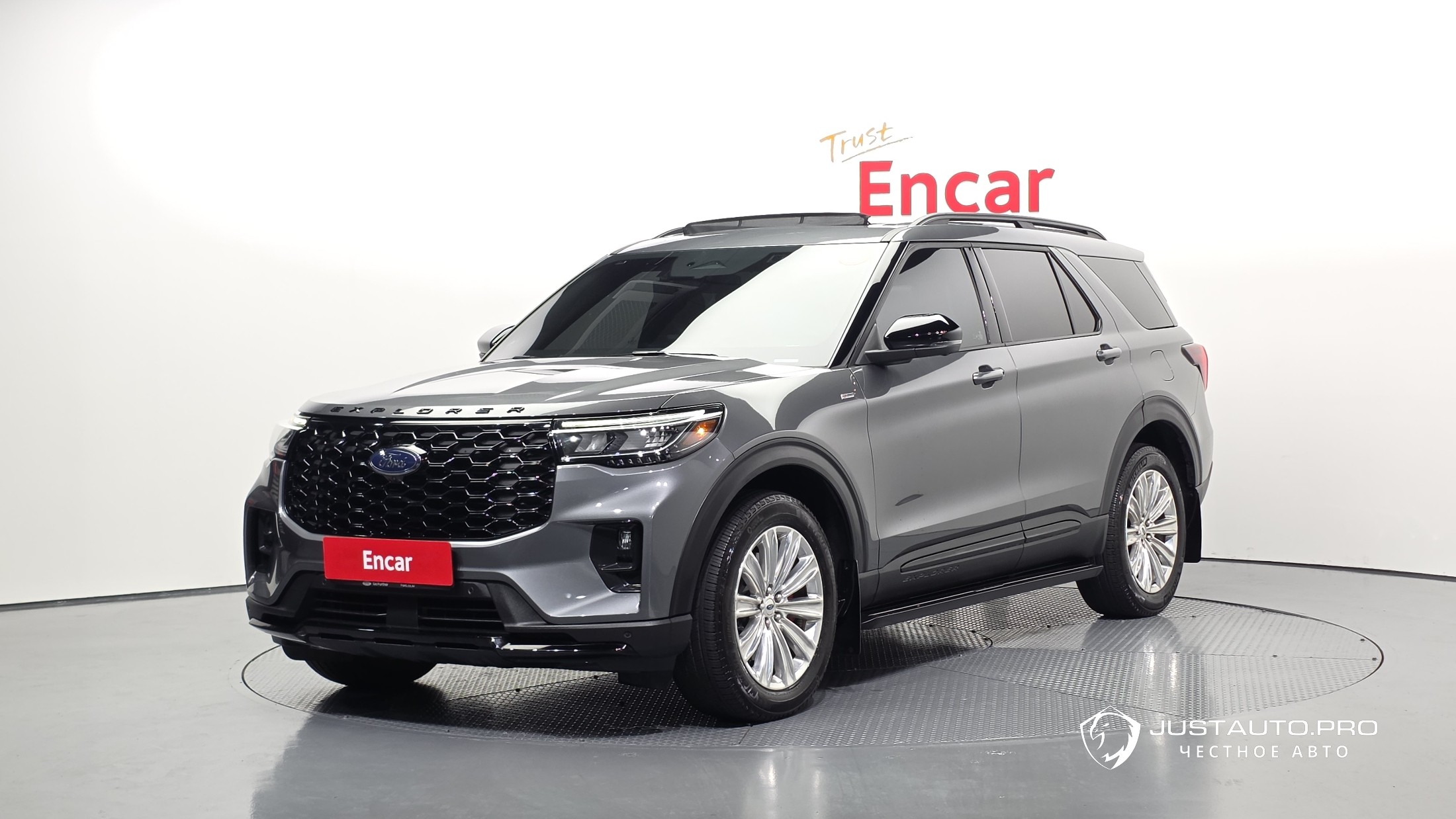 Автомобиль Ford Explorer