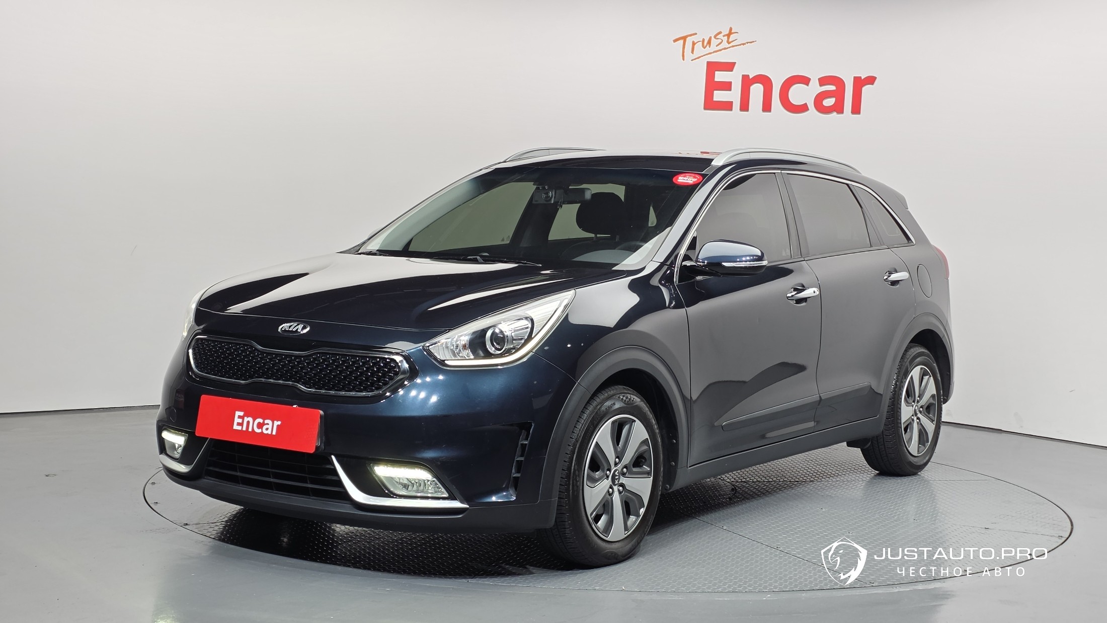 Автомобиль Kia Niro