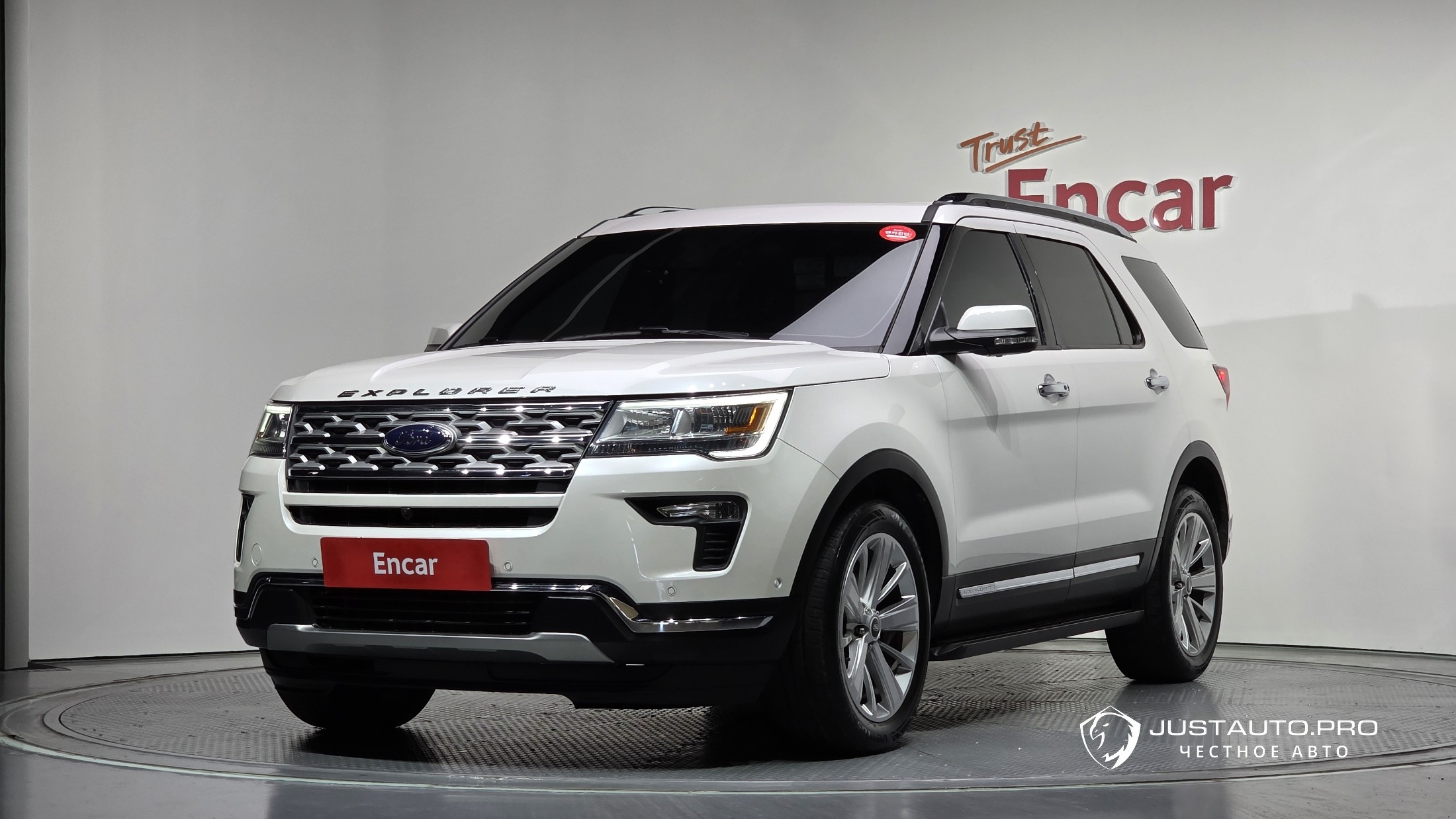 Автомобиль Ford Explorer