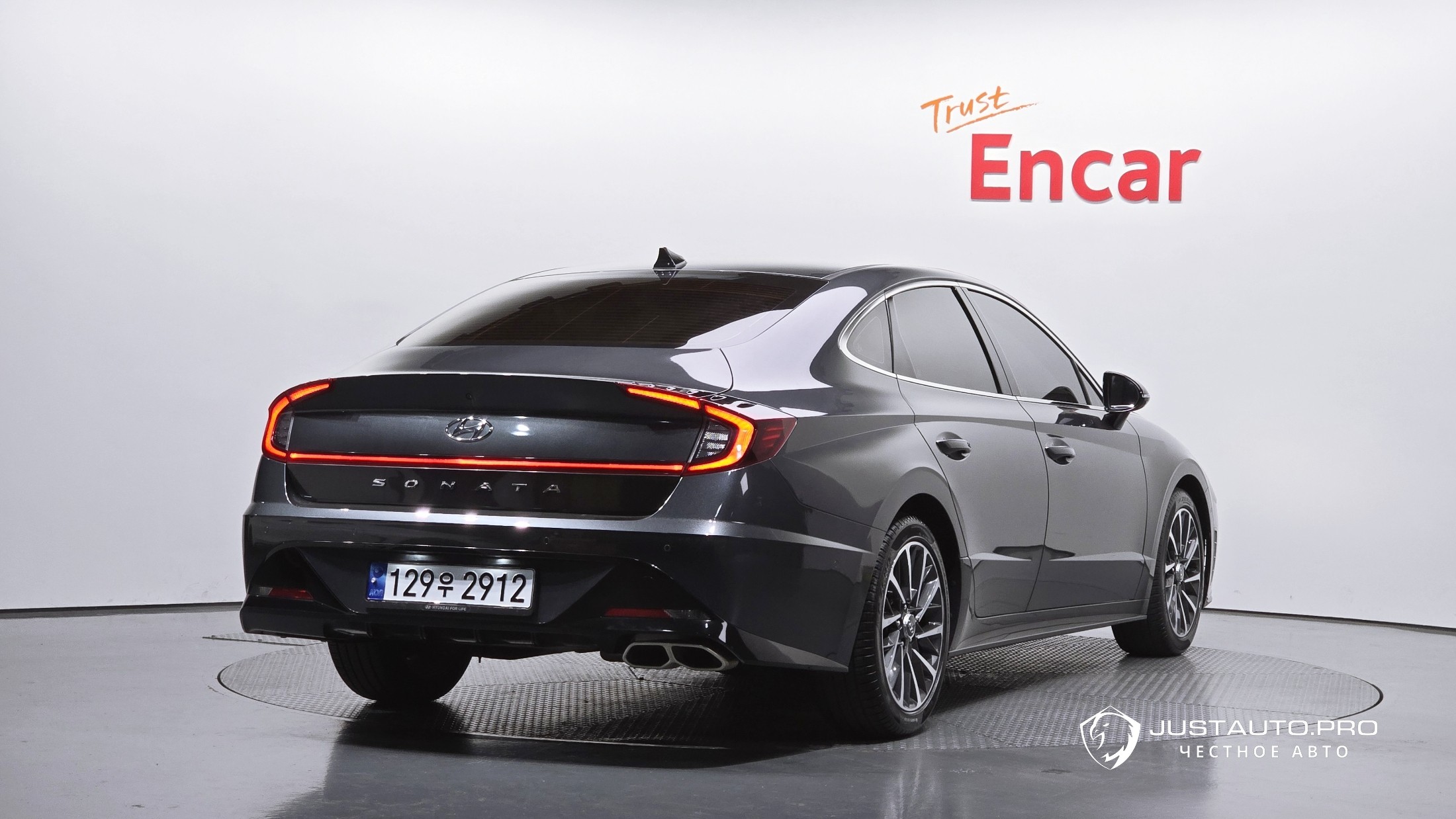 Автомобиль Hyundai Sonata