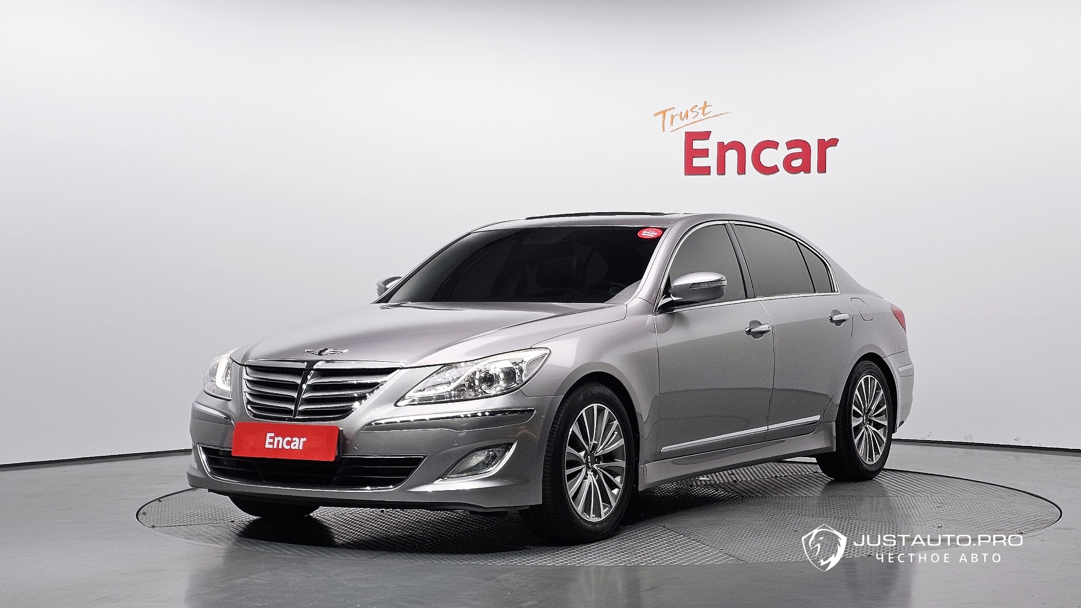 Автомобиль Hyundai Genesis