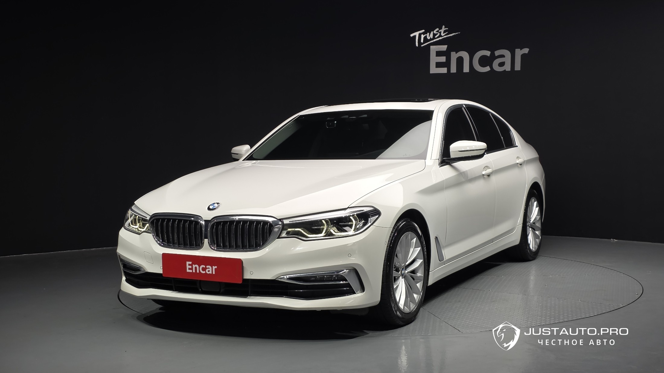 Автомобиль BMW 5-Series