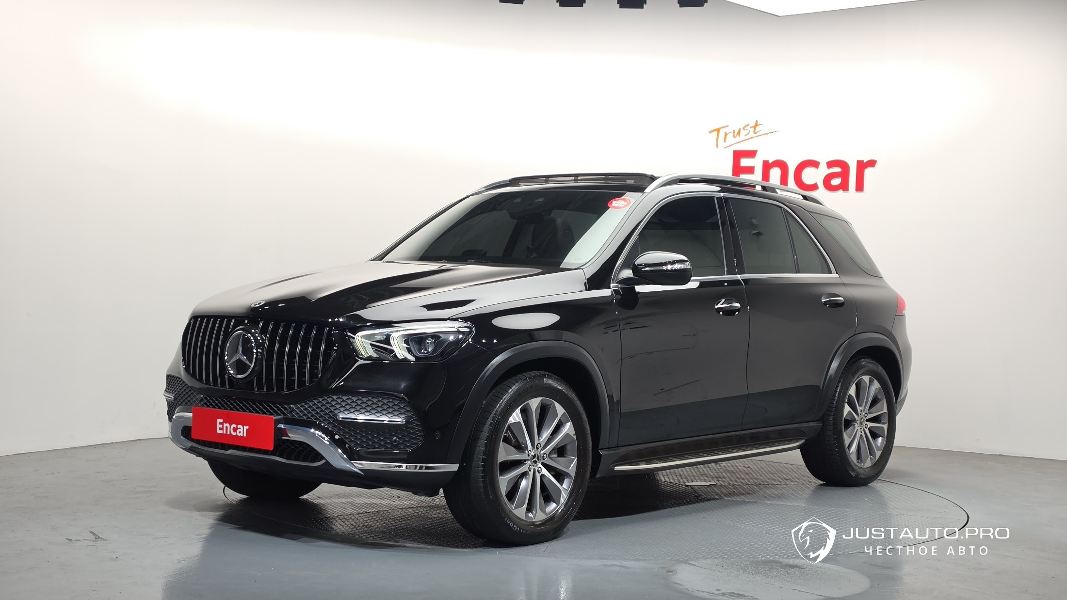Автомобиль Mercedes-Benz GLE-Class