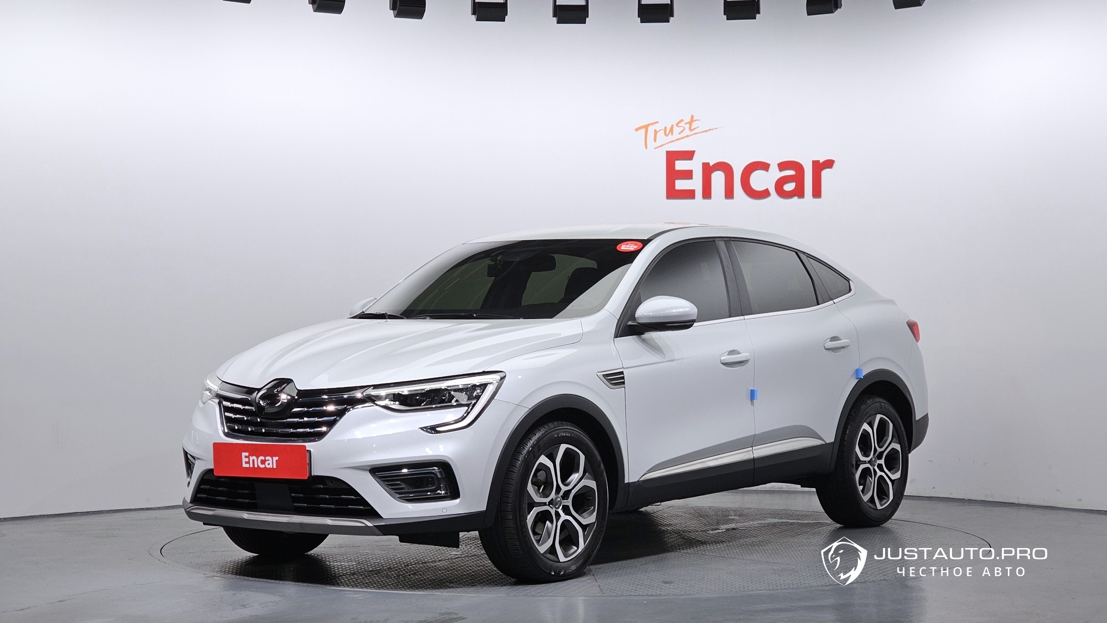 Автомобиль Renault-KoreaSamsung XM3
