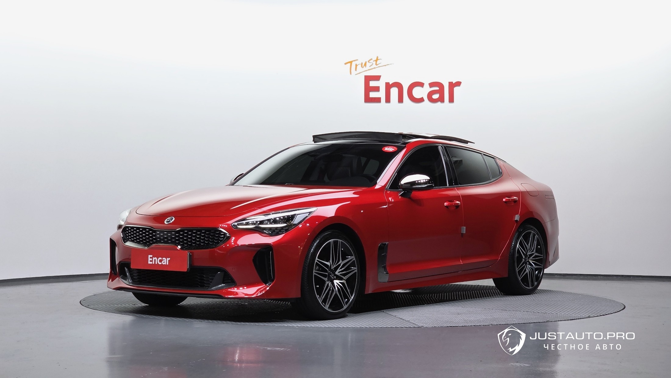 Автомобиль Kia Stinger