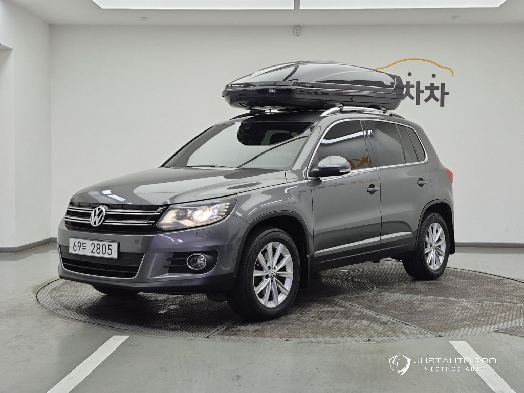 Автомобиль Volkswagen Tiguan