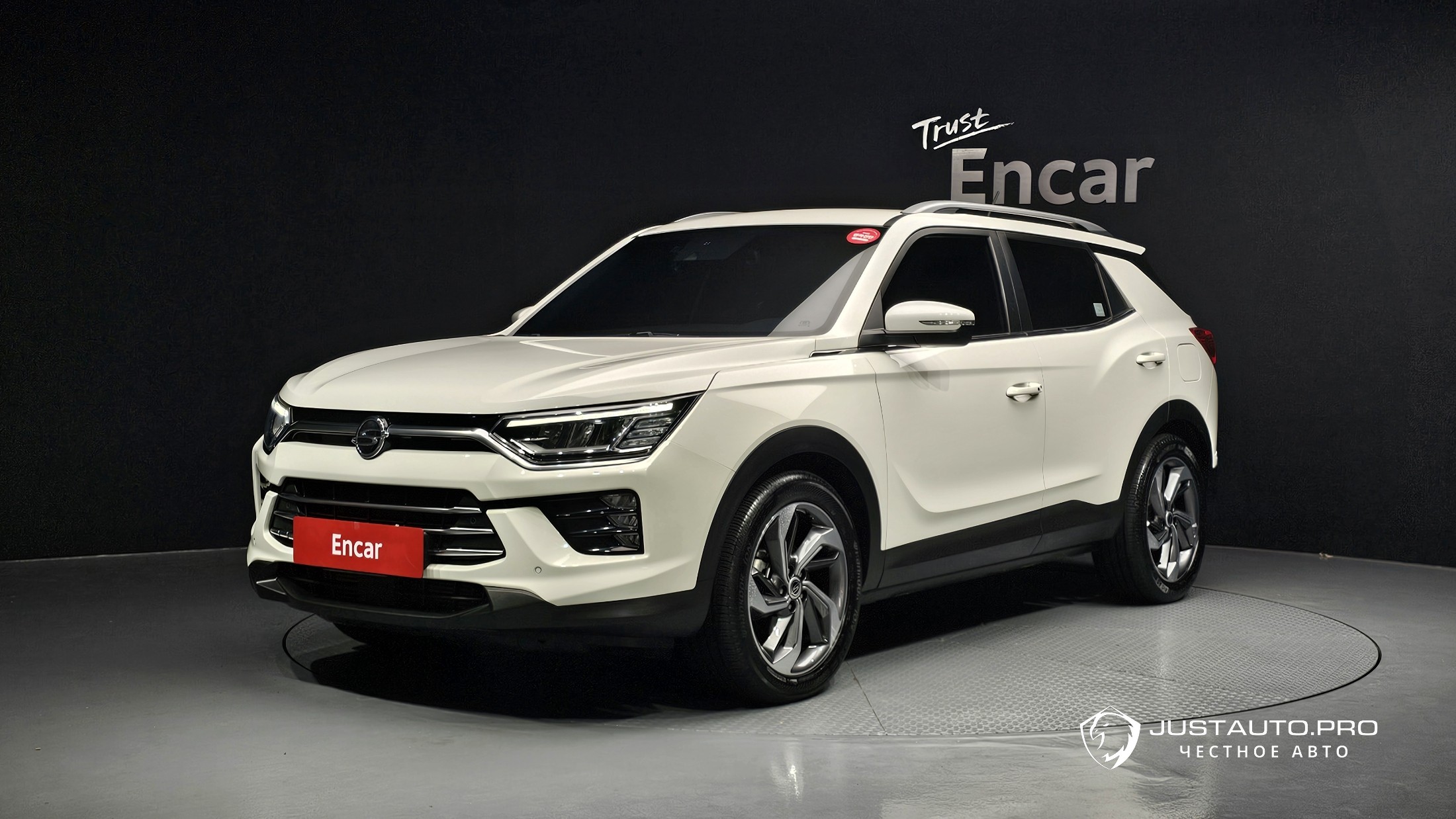 Автомобиль KG_Mobility_Ssangyong KORANDO