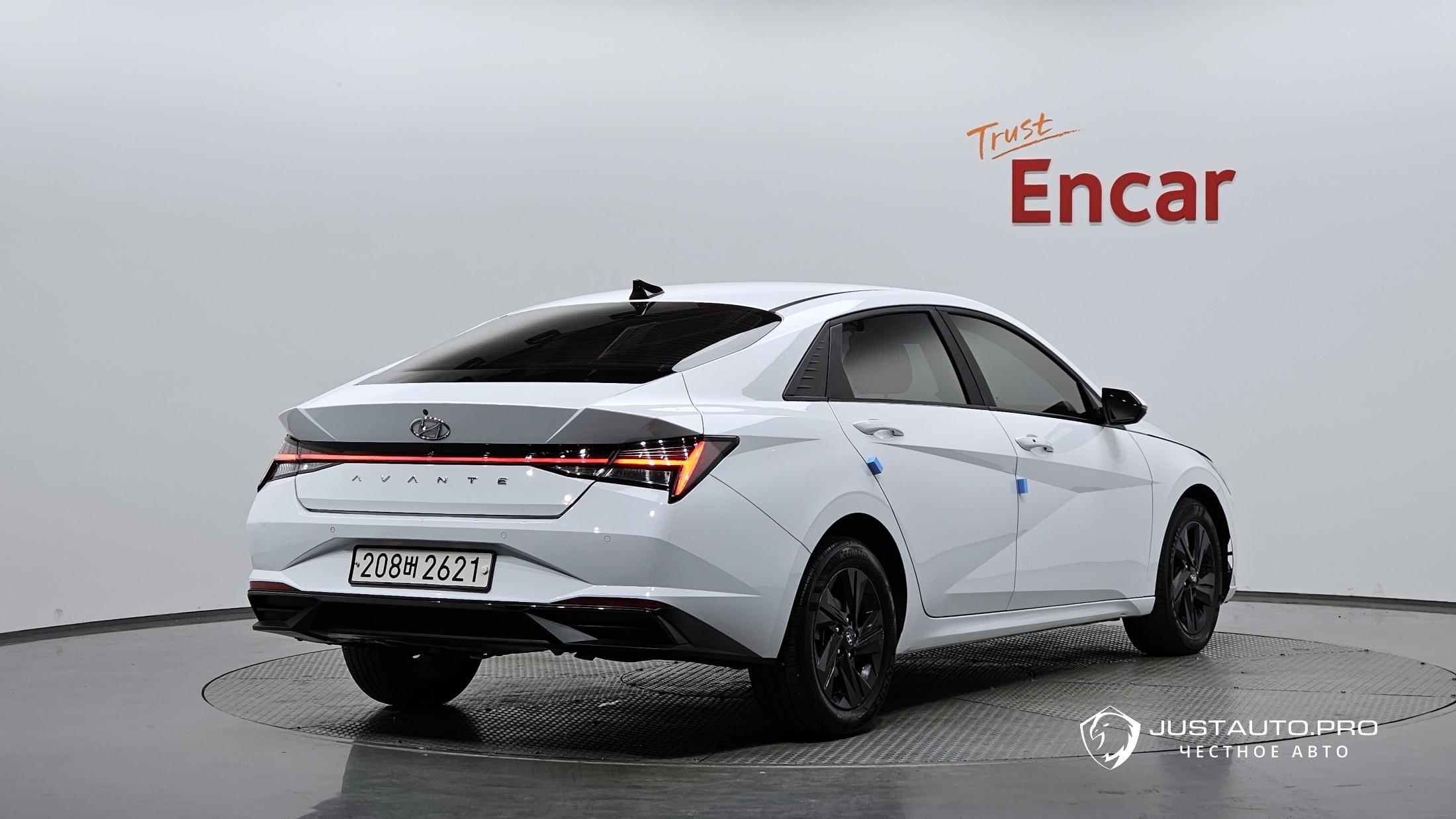 Автомобиль Hyundai AVANTE