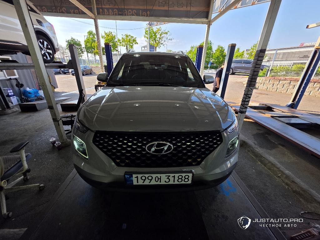 Автомобиль Hyundai Venue