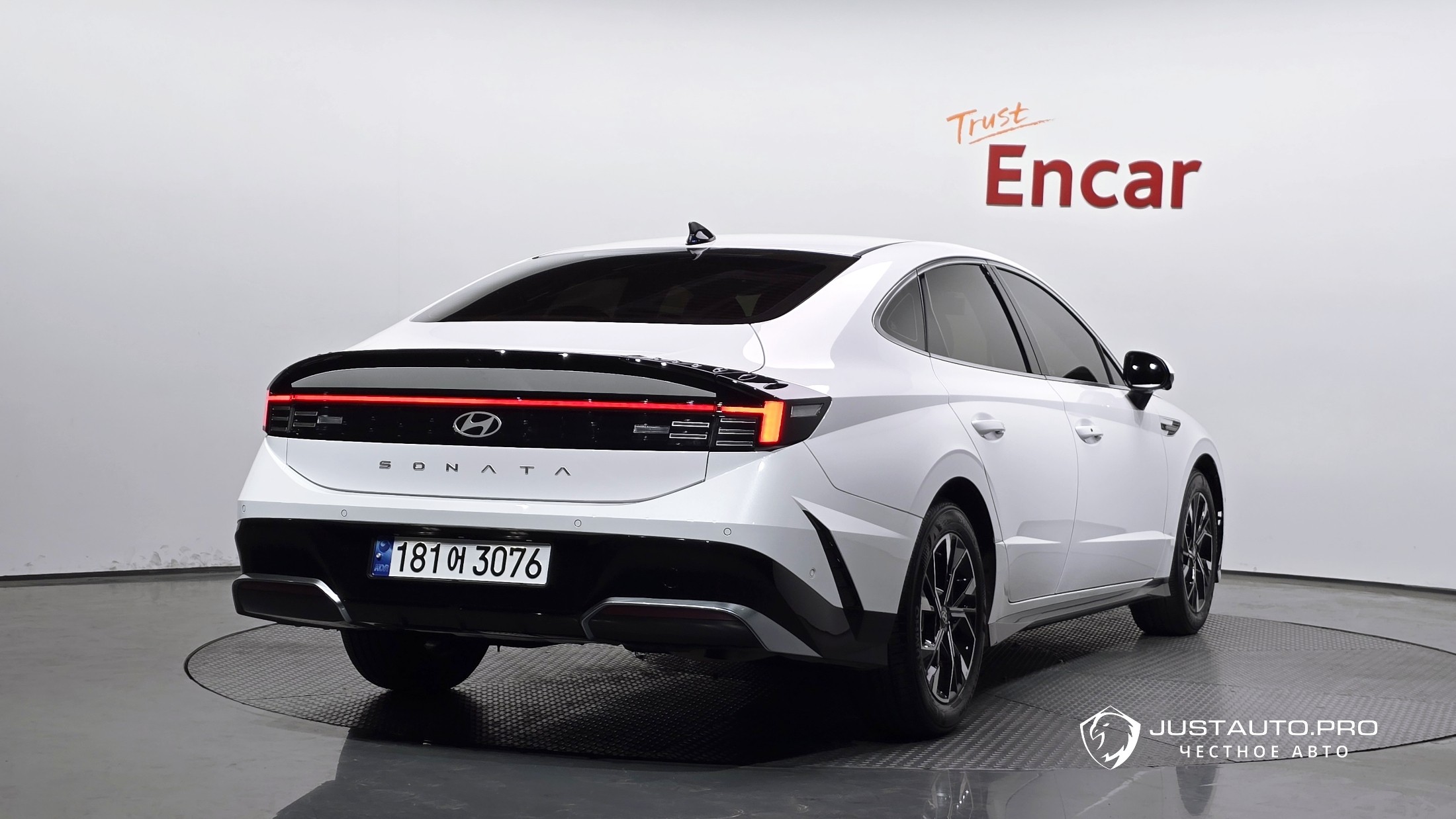 Автомобиль Hyundai Sonata