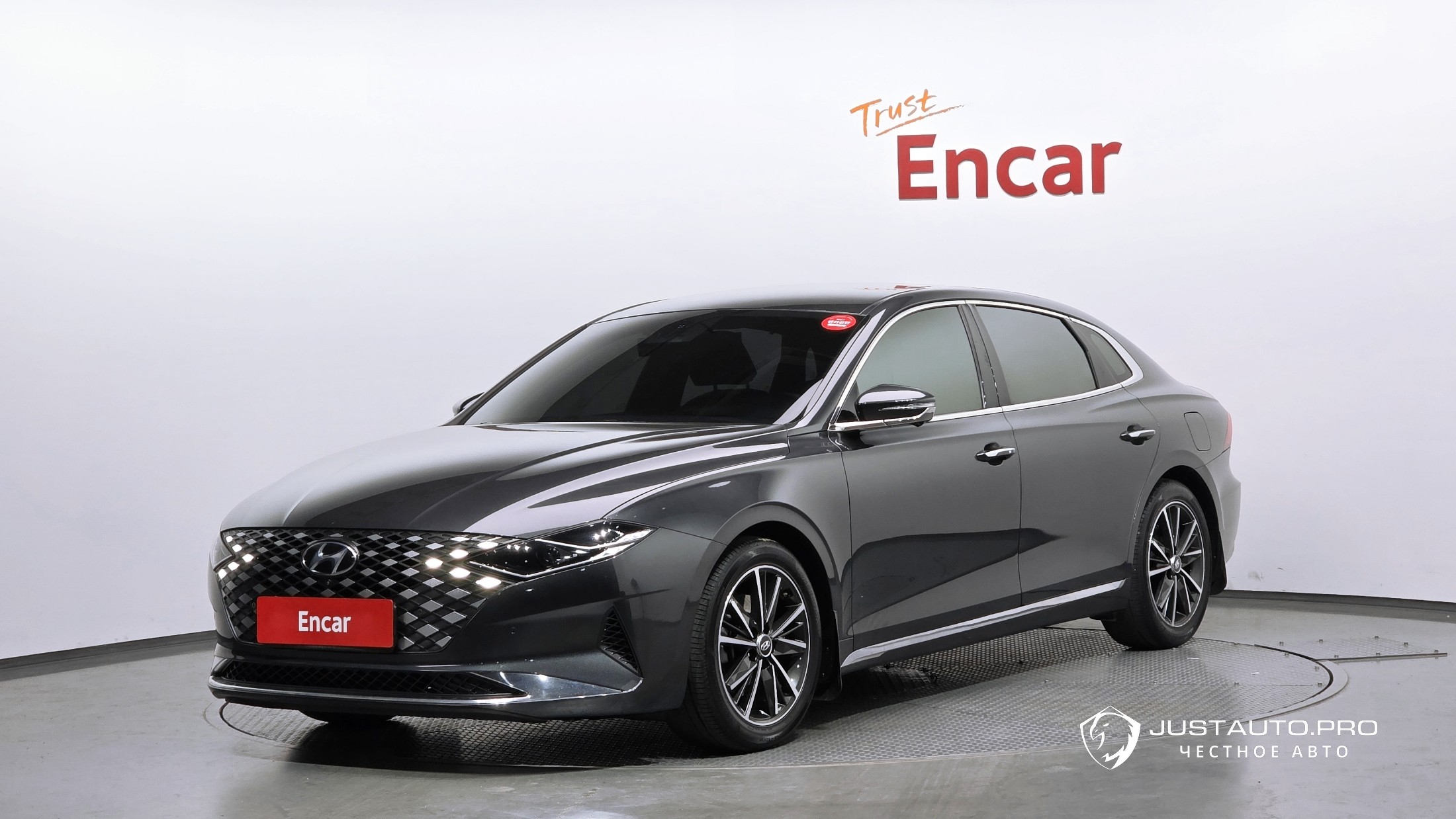 Автомобиль Hyundai Grandeur
