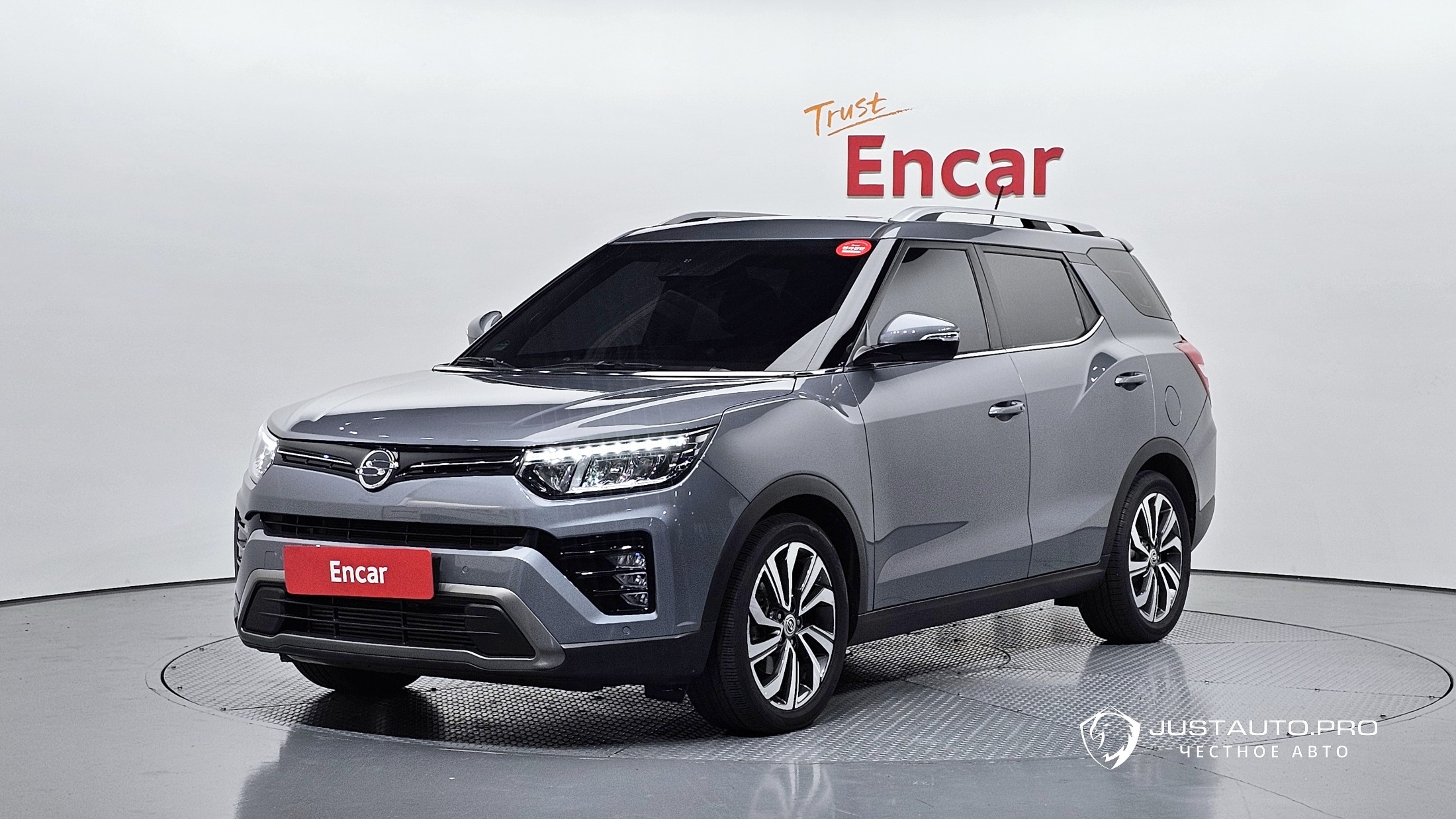 Автомобиль KG_Mobility_Ssangyong TIBOLI