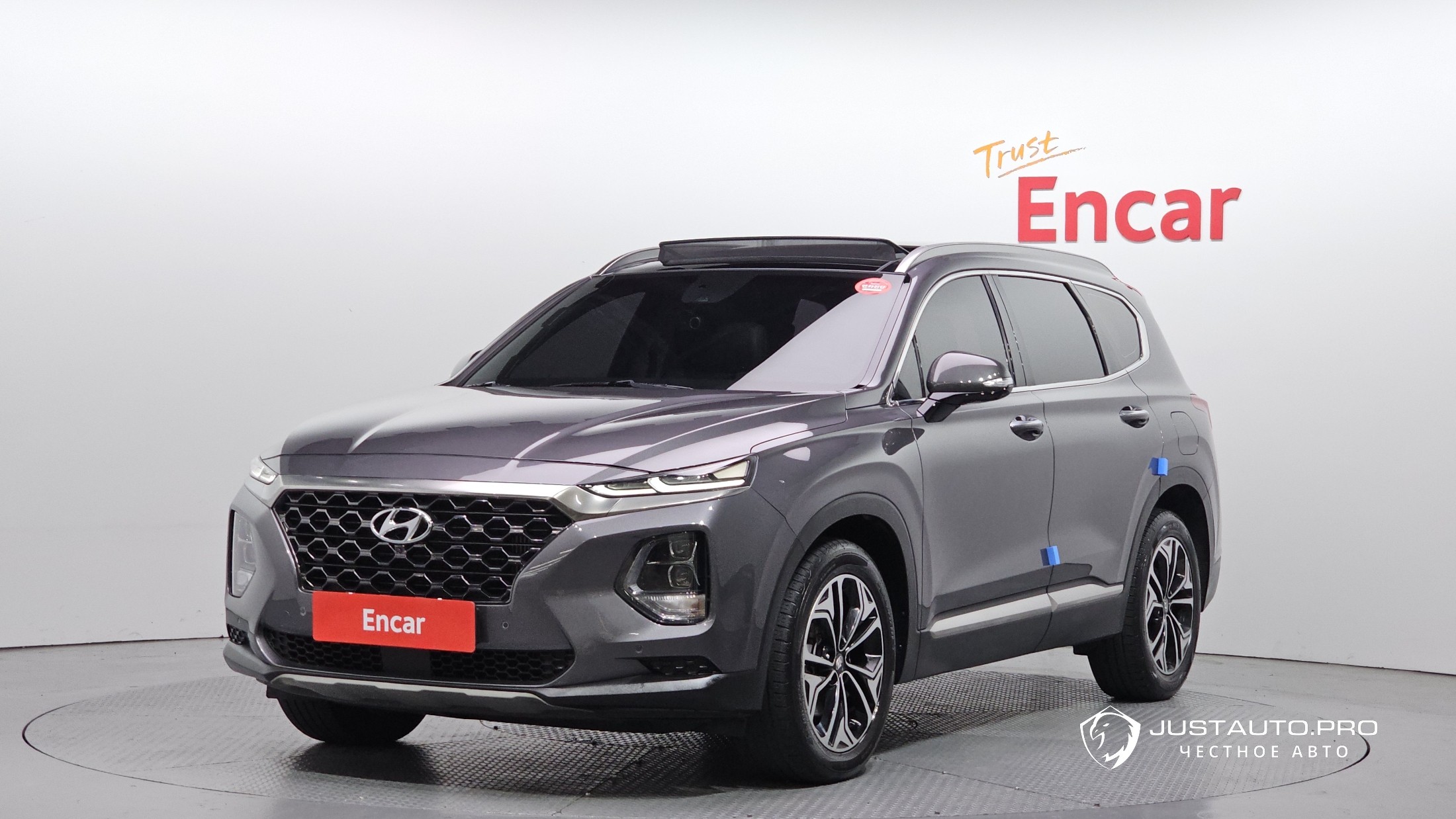 Автомобиль Hyundai Santafe