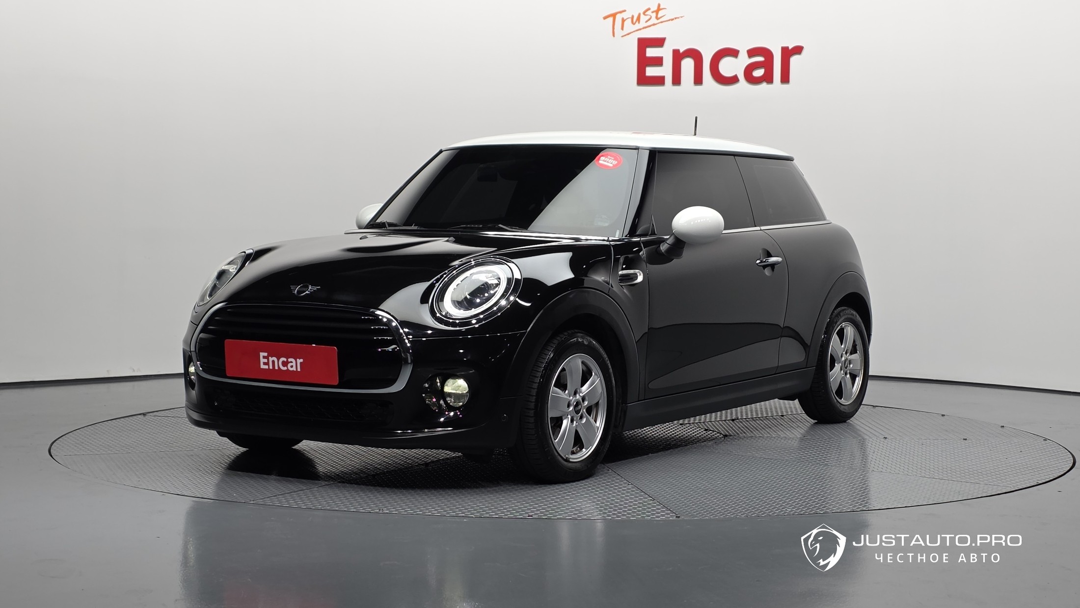 Автомобиль Mini Cooper