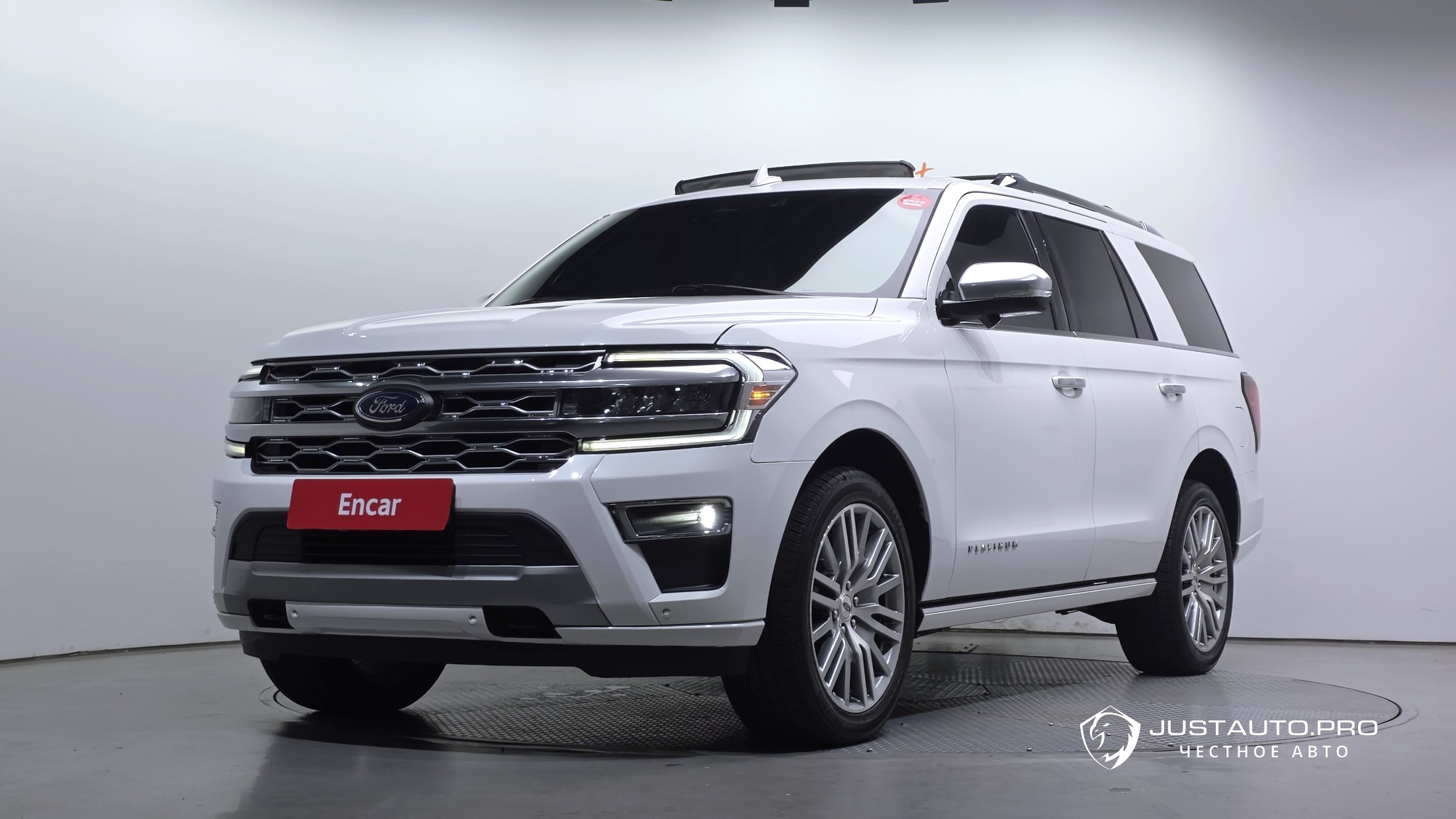 Автомобиль Ford Expedition