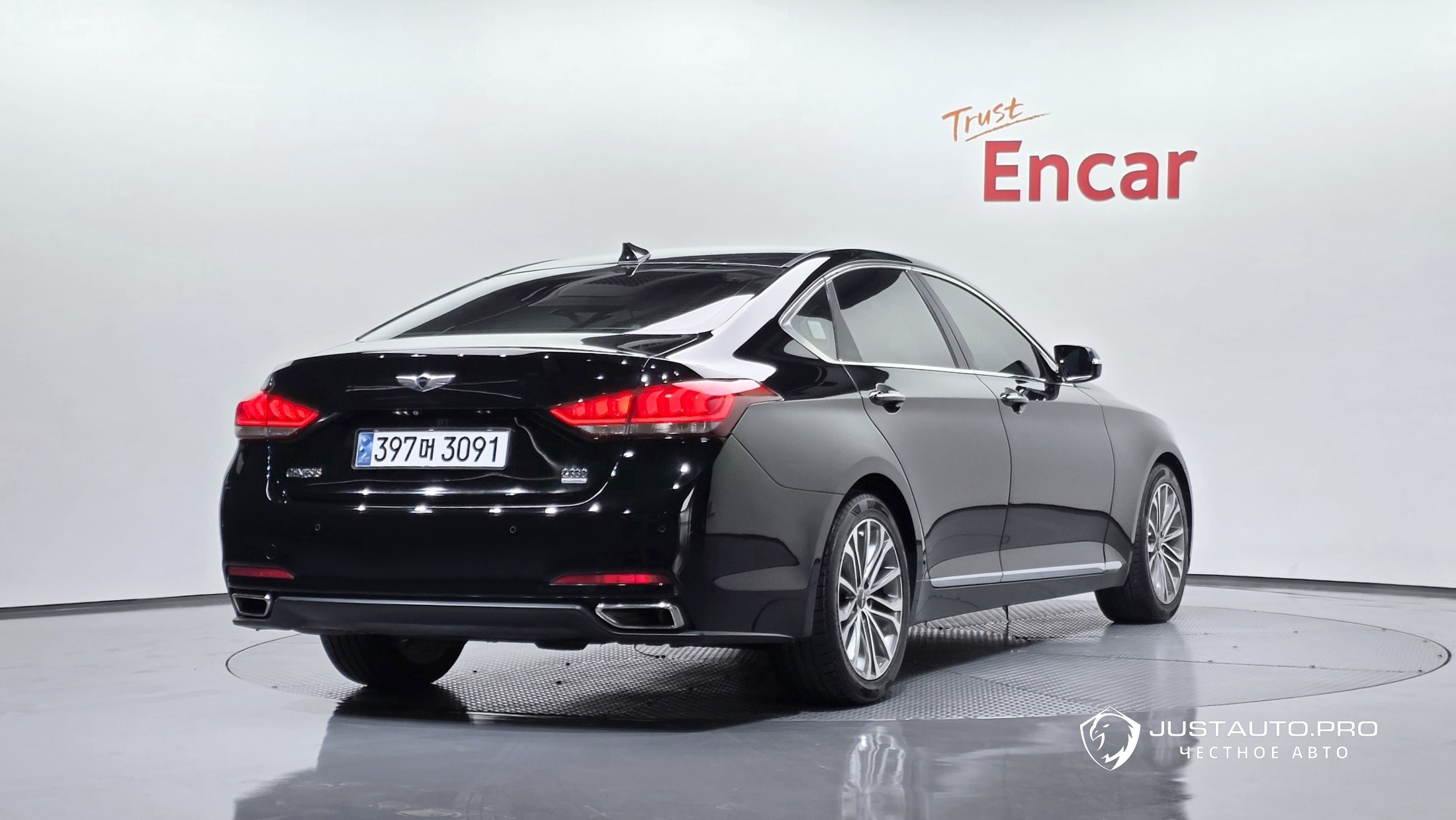 Автомобиль Hyundai Genesis
